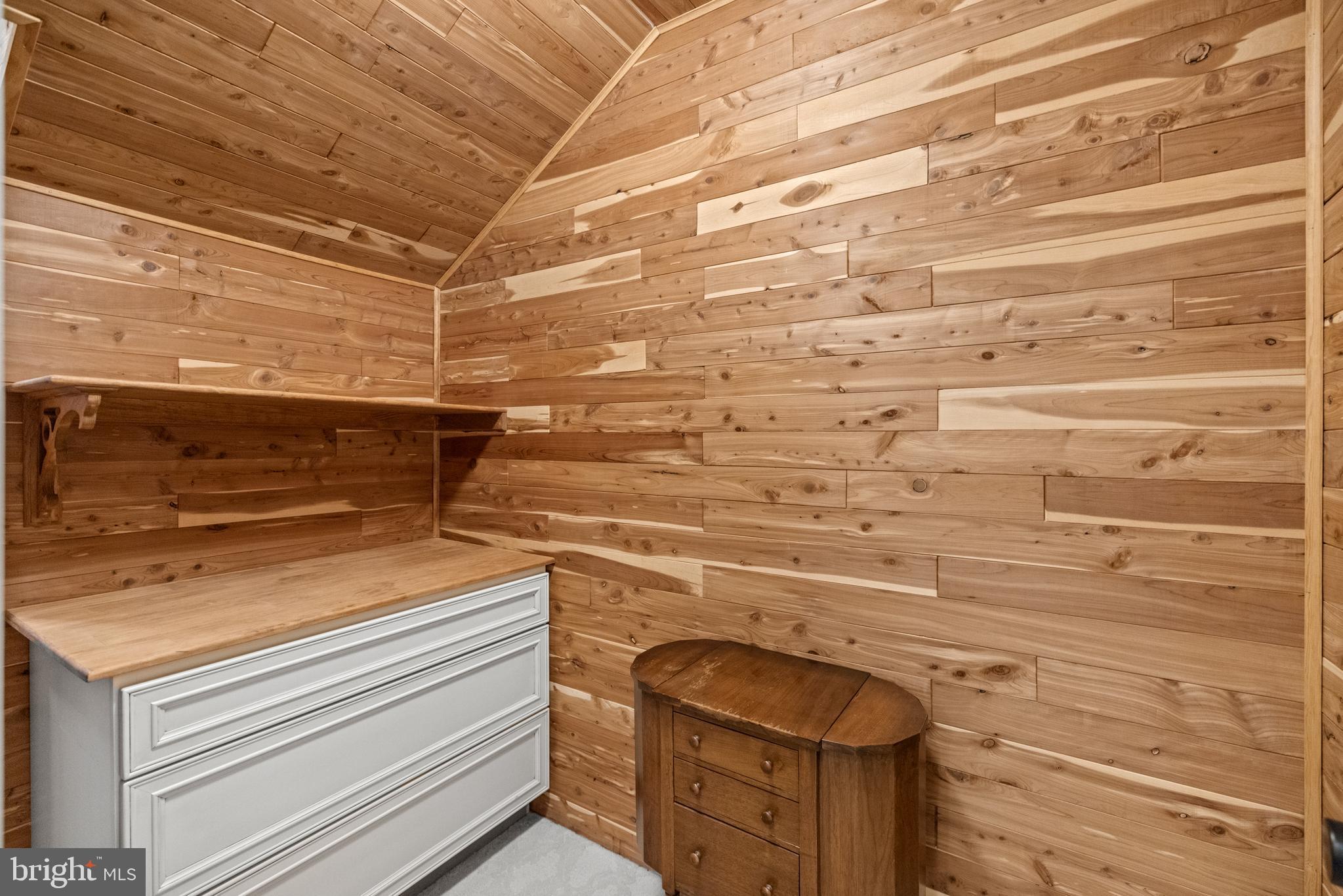 STONEY CREEK WOODS - Residential