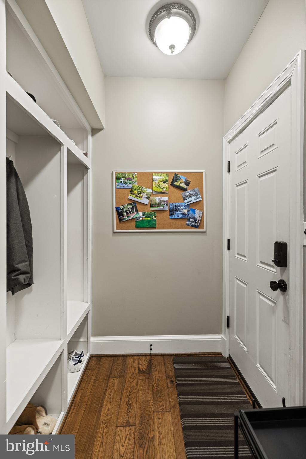 STONEY CREEK WOODS - Residential