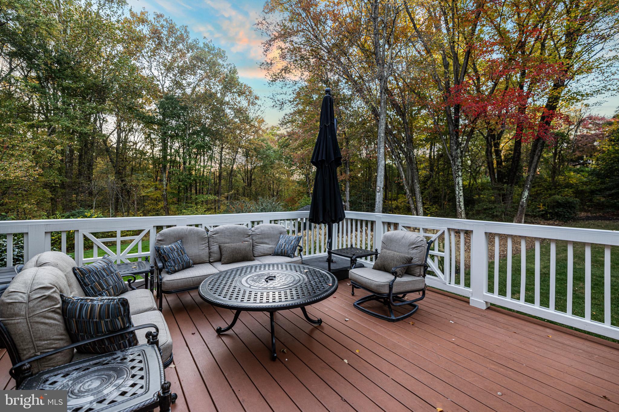 STONEY CREEK WOODS - Residential