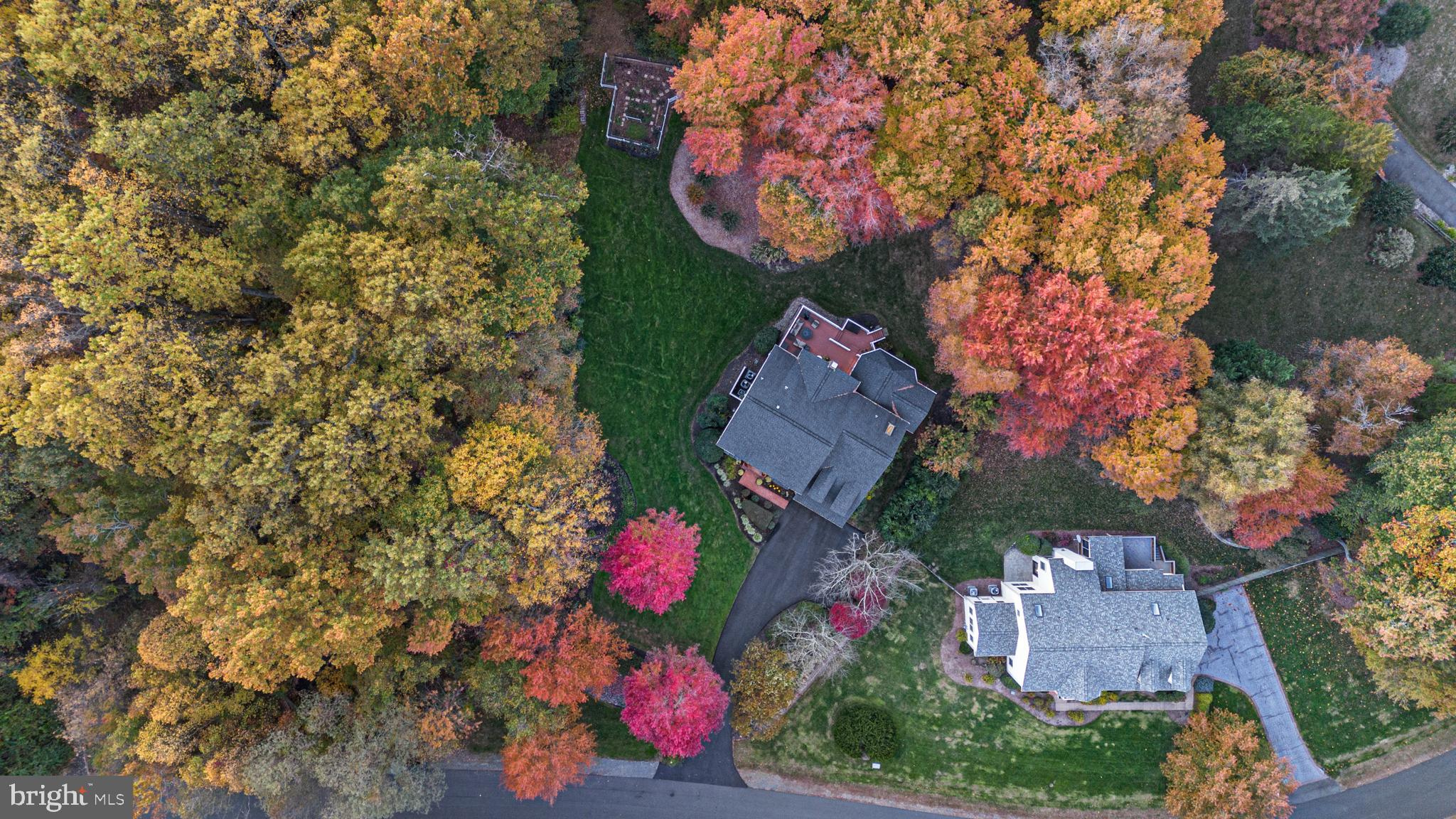 STONEY CREEK WOODS - Residential