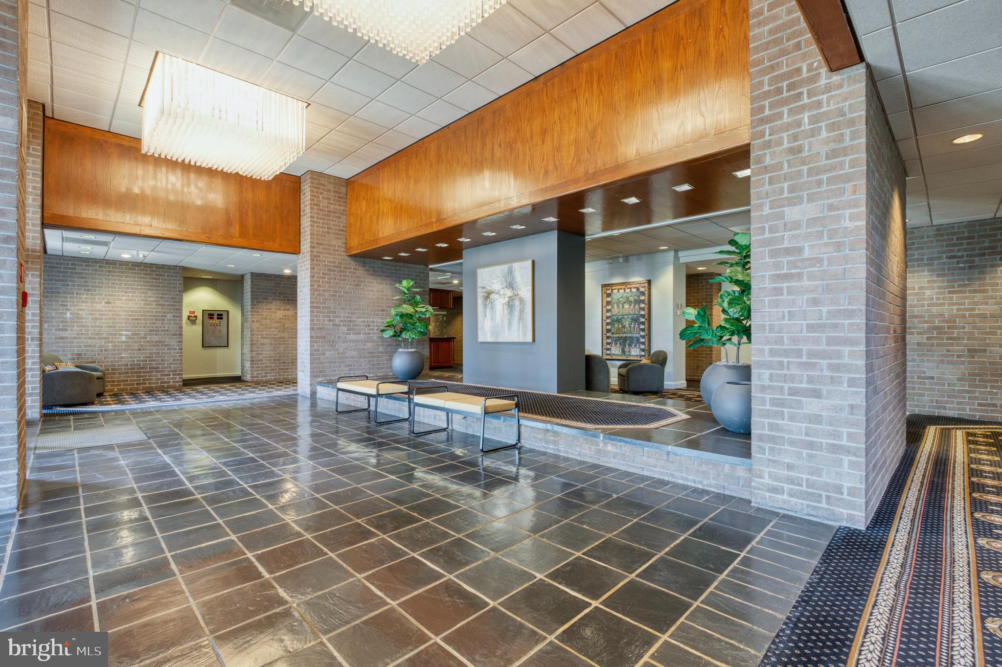 REGENCY AT MCLEAN - Residential