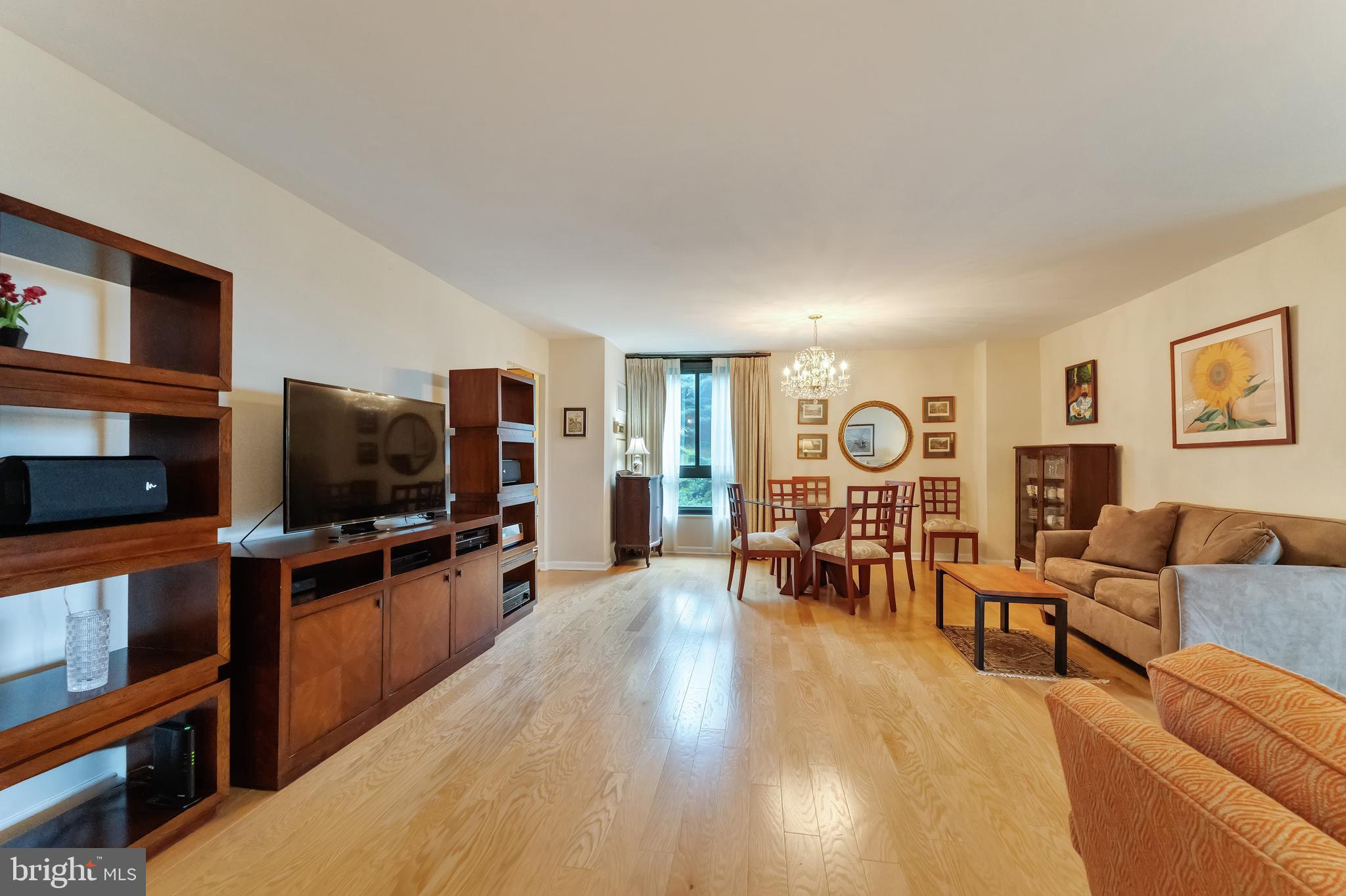 REGENCY AT MCLEAN - Residential