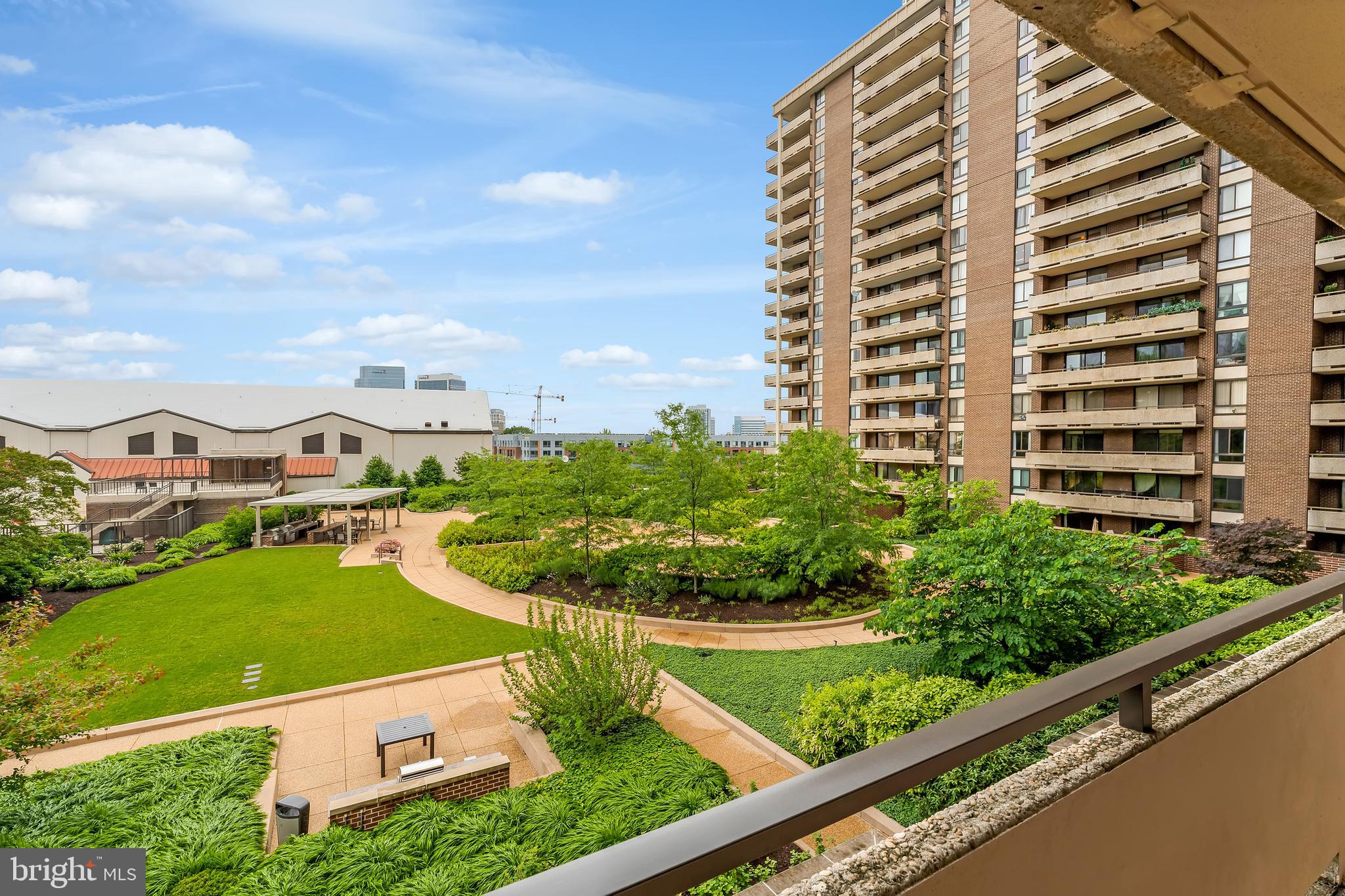 REGENCY AT MCLEAN - Residential