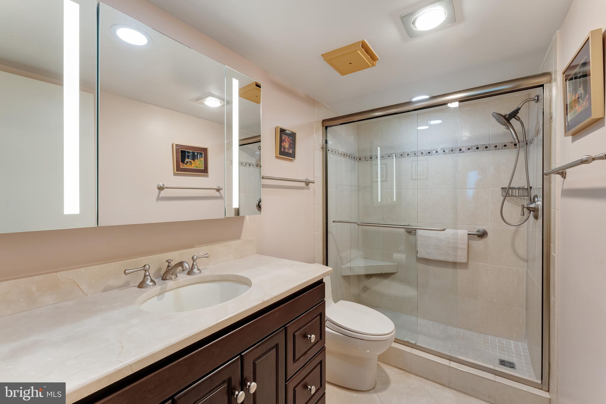 REGENCY AT MCLEAN - Residential