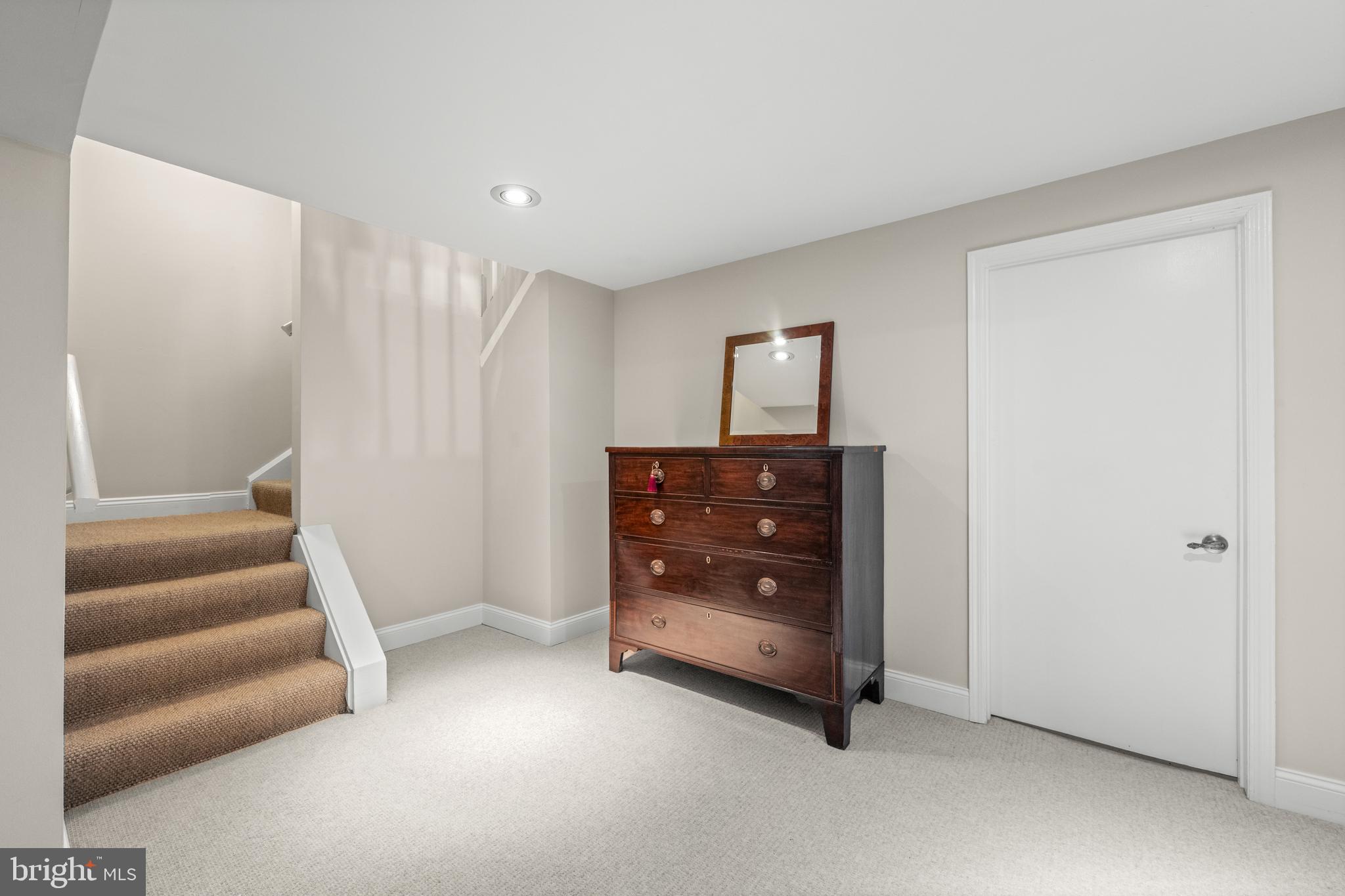 PRUSSIAN WOODS - Residential