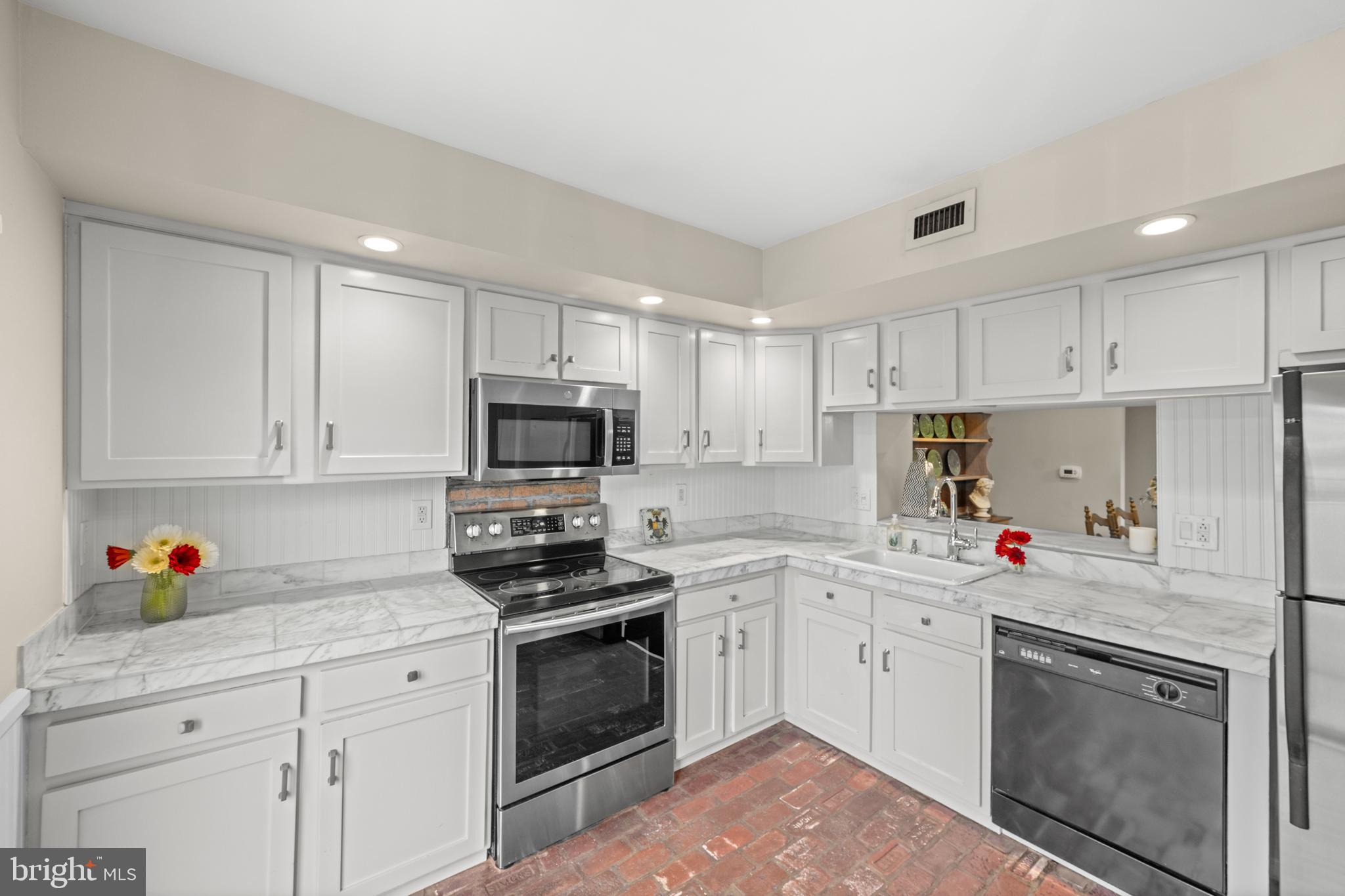 PRUSSIAN WOODS - Residential