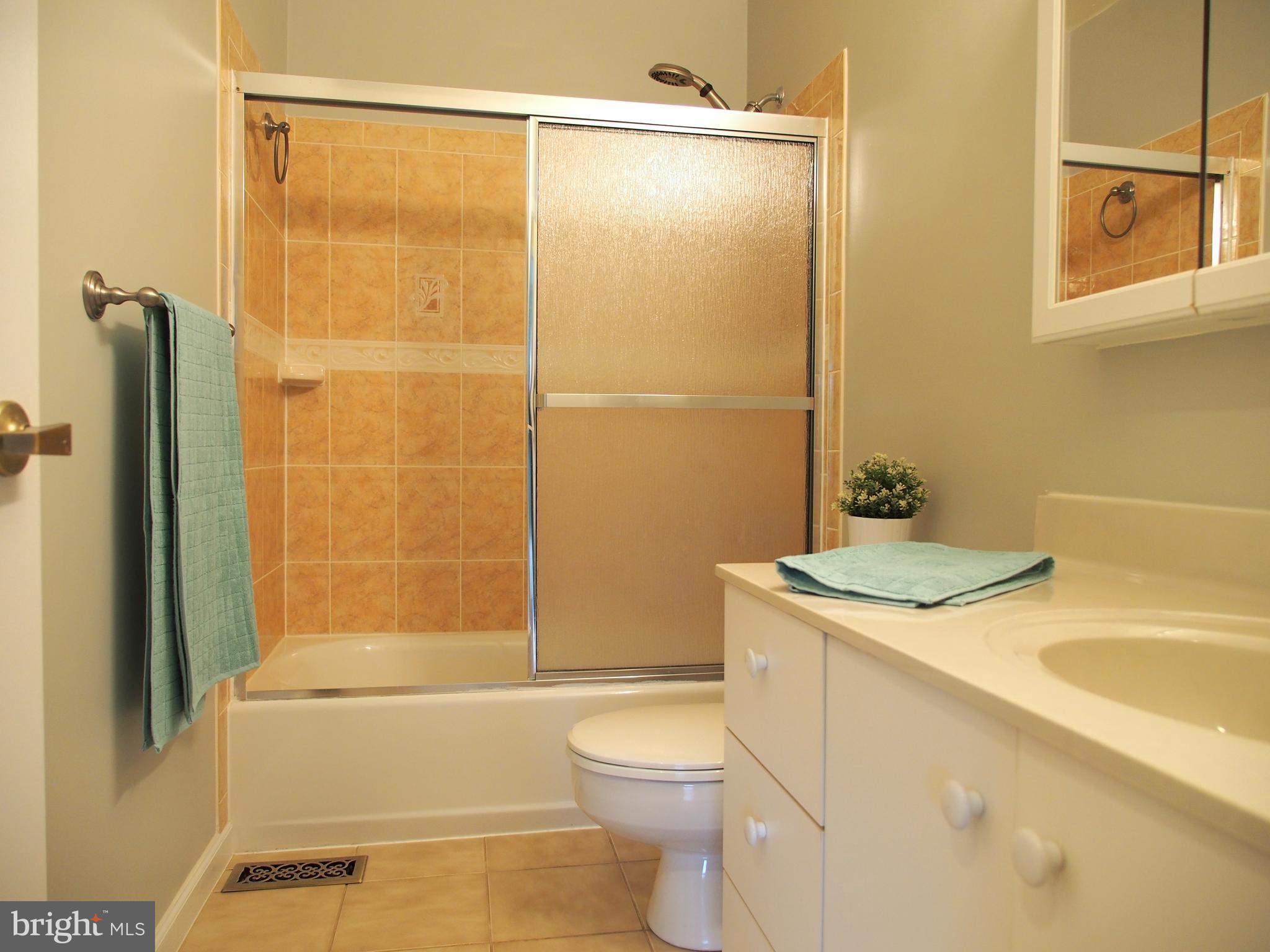 RUXTON CROSSING TOWNHSE - Residential Lease