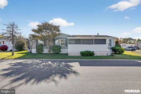 40 S JACQUELINE COURT 684 BEAR DE 19701