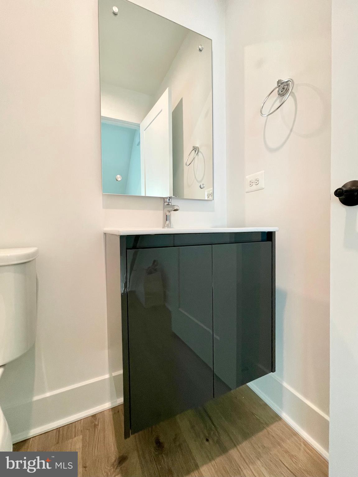 TYSONS RIDGE - Residential Lease