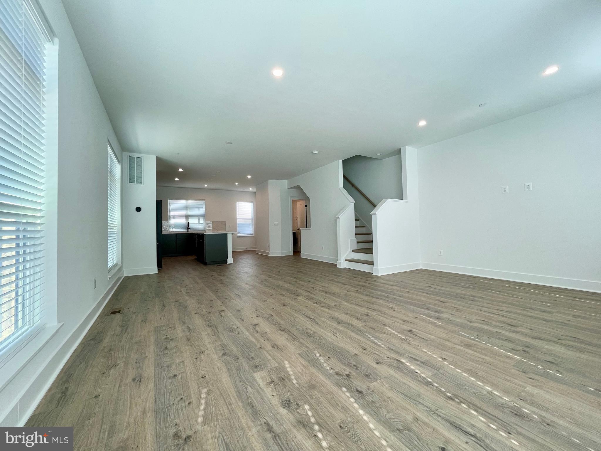 TYSONS RIDGE - Residential Lease