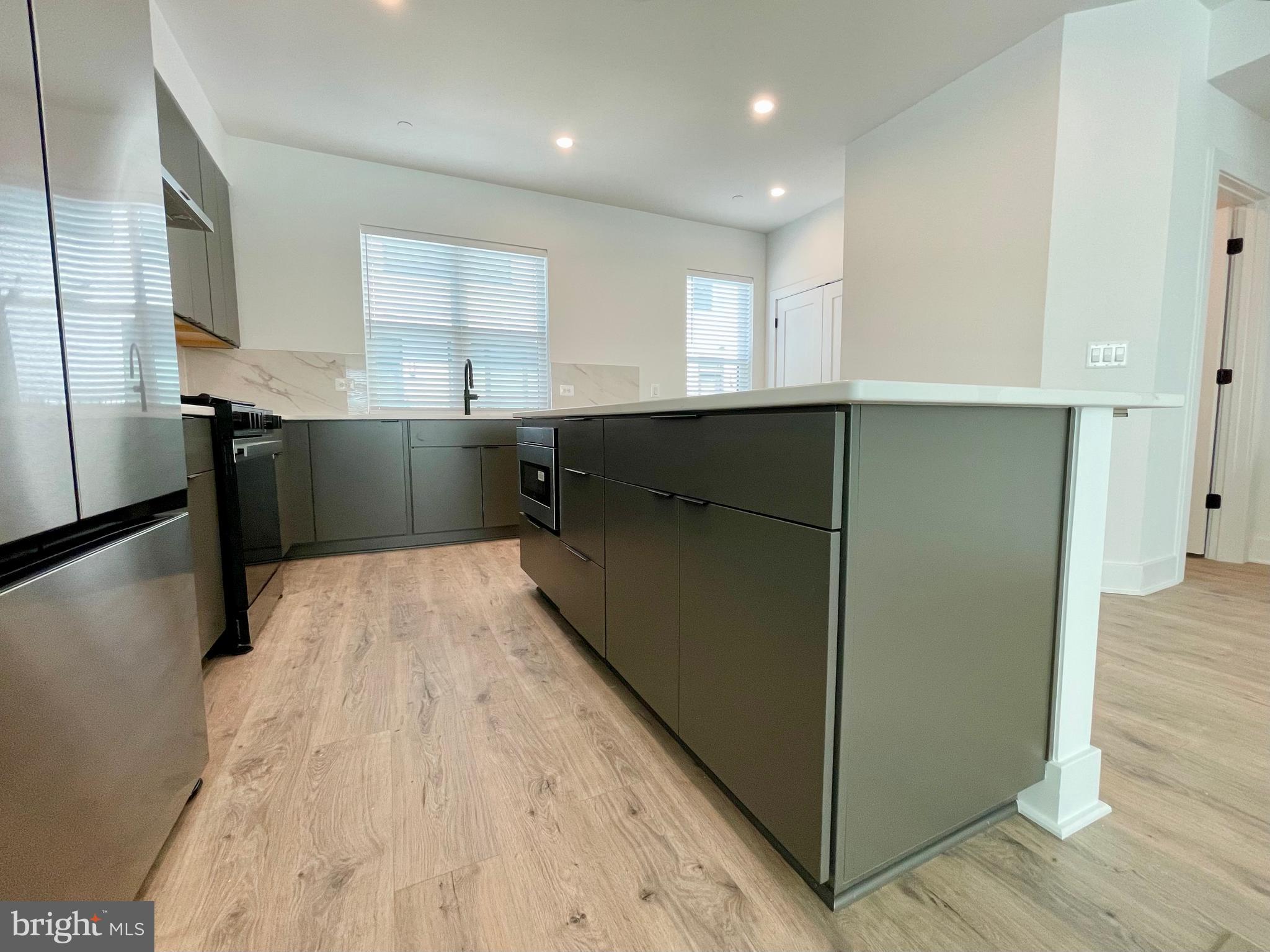 TYSONS RIDGE - Residential Lease