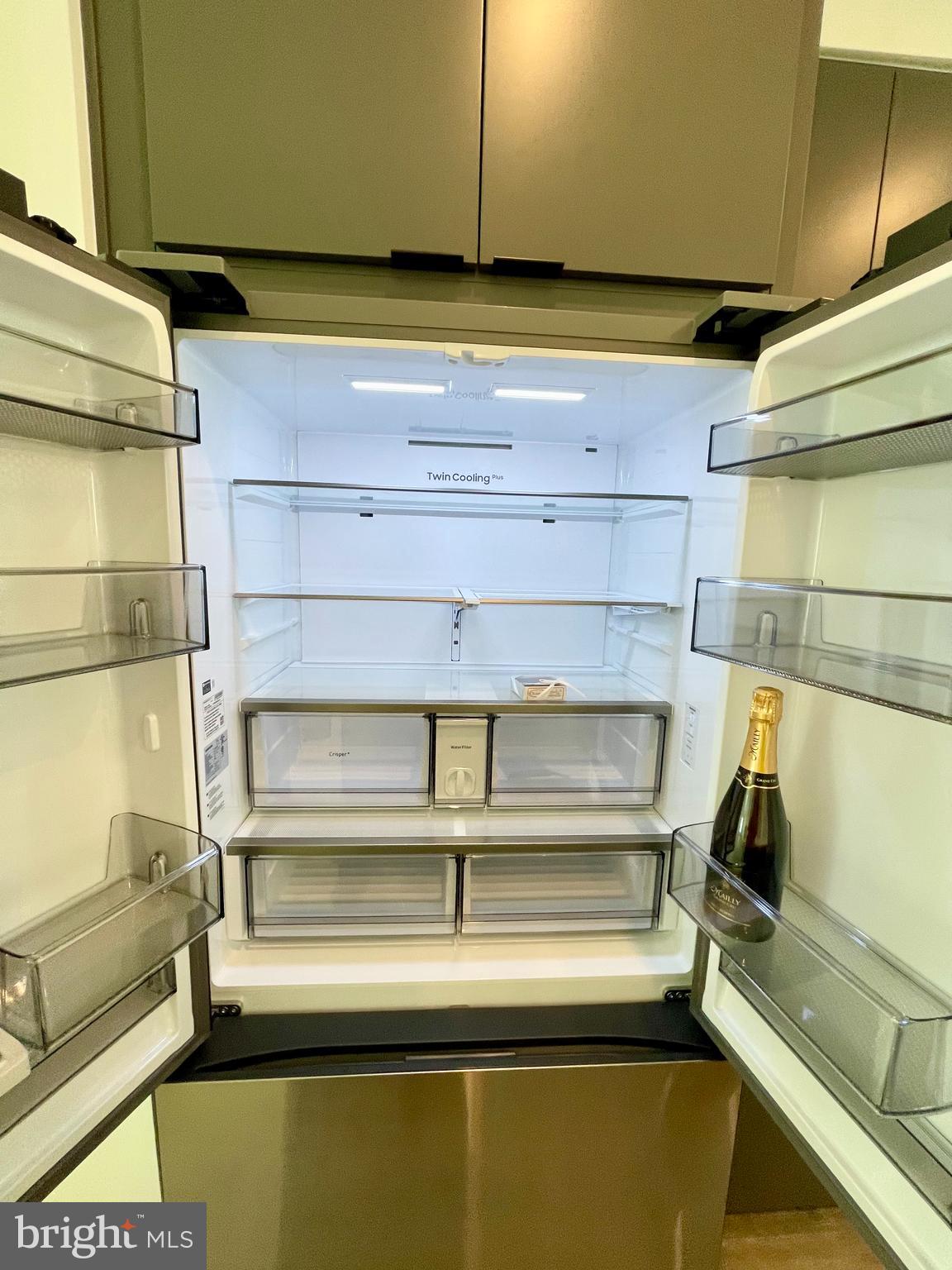 TYSONS RIDGE - Residential Lease