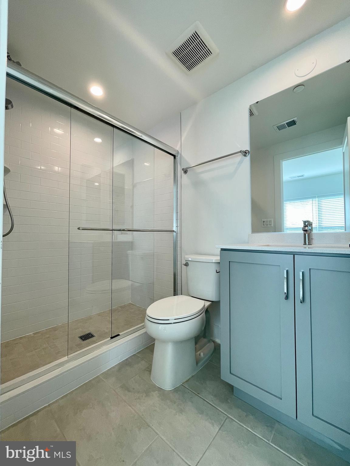 TYSONS RIDGE - Residential Lease