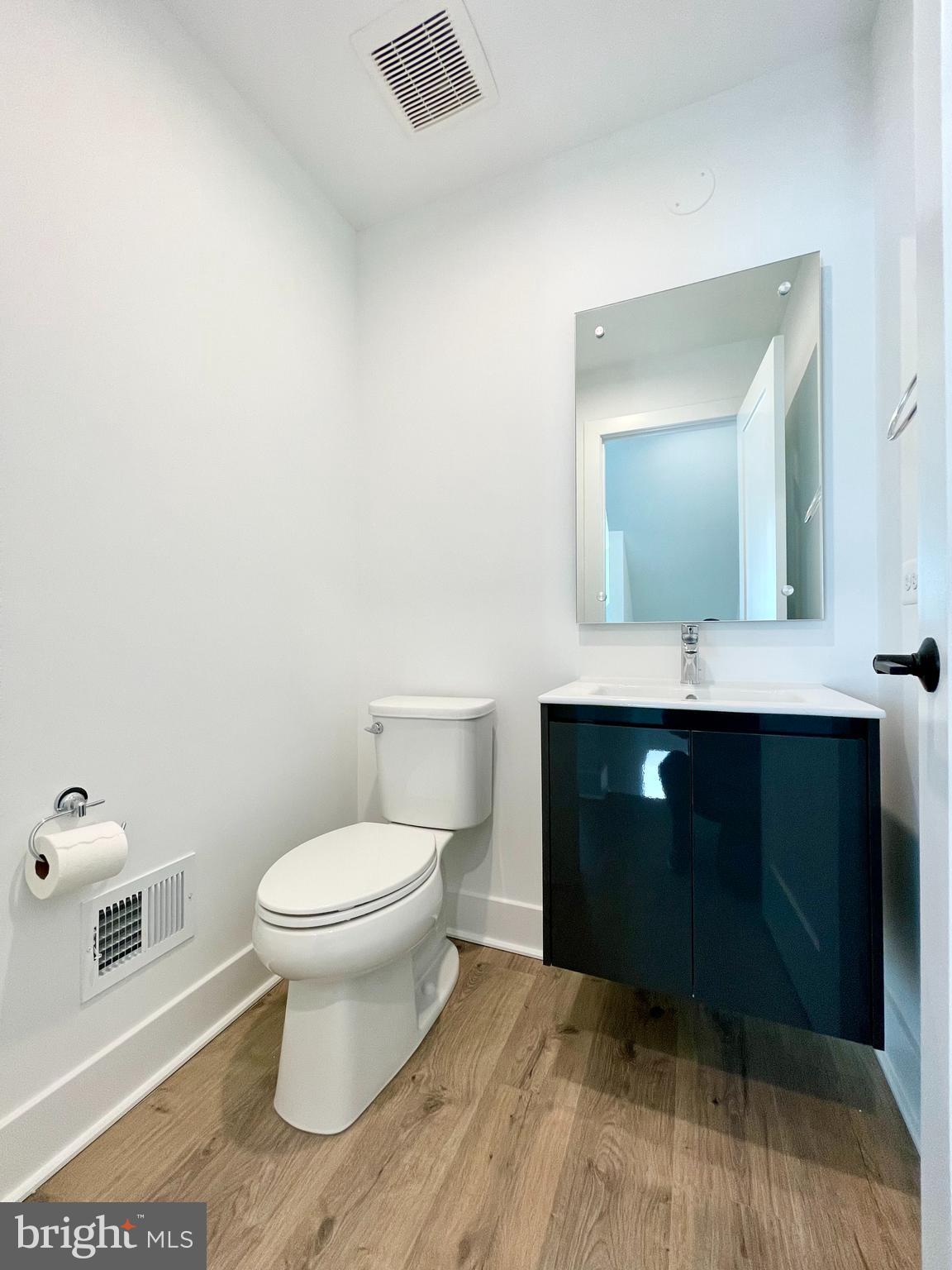 TYSONS RIDGE - Residential Lease