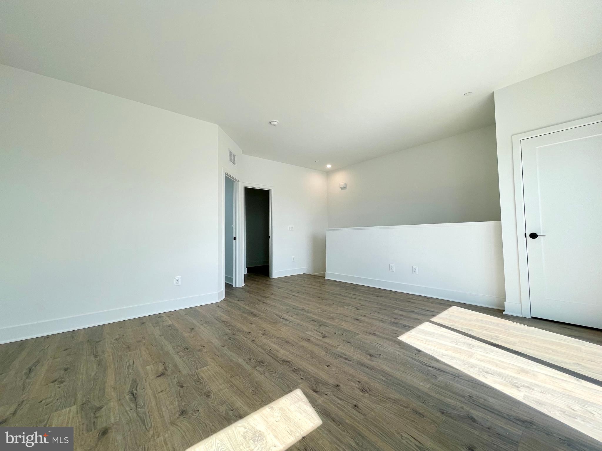 TYSONS RIDGE - Residential Lease