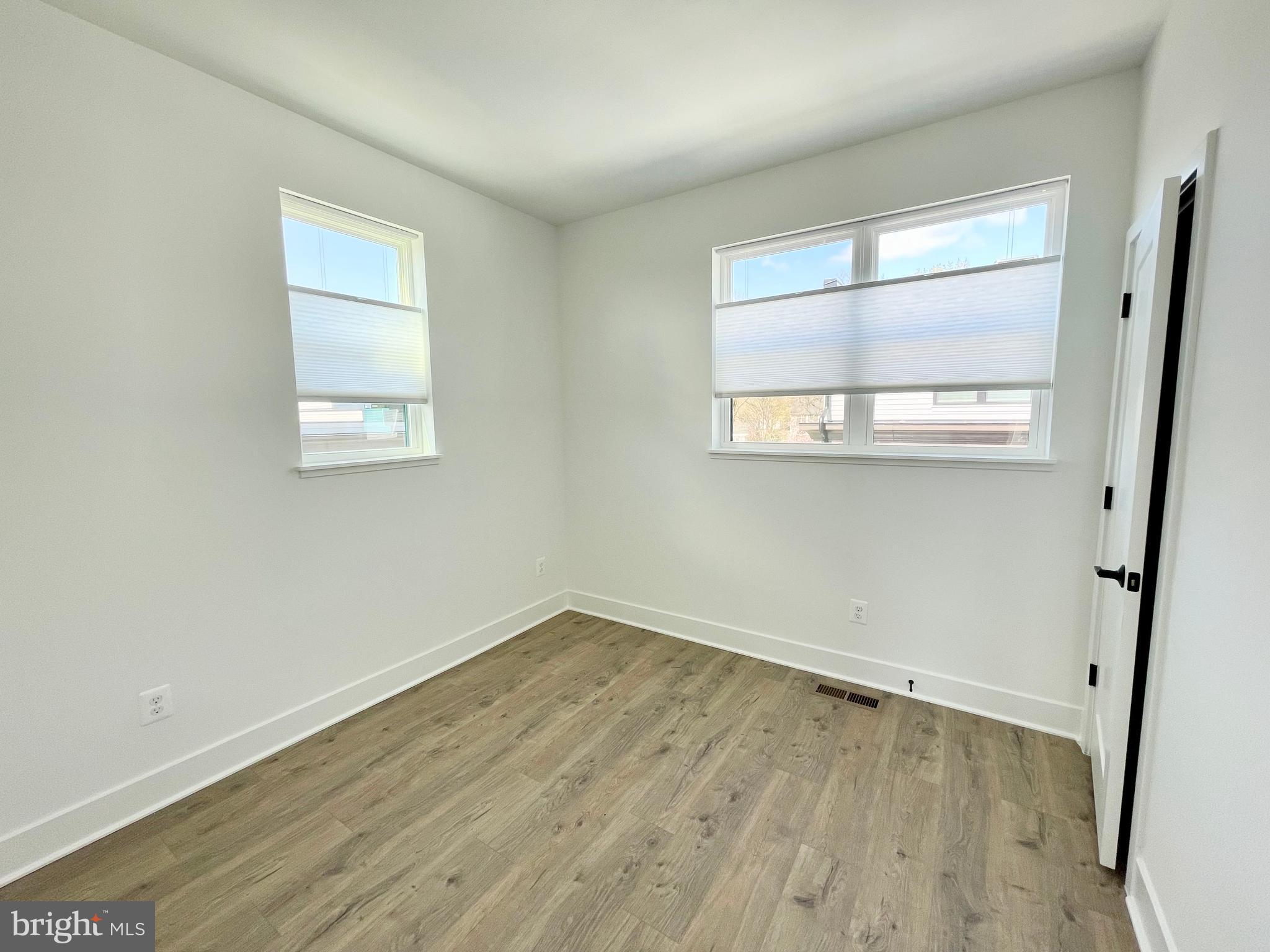 TYSONS RIDGE - Residential Lease