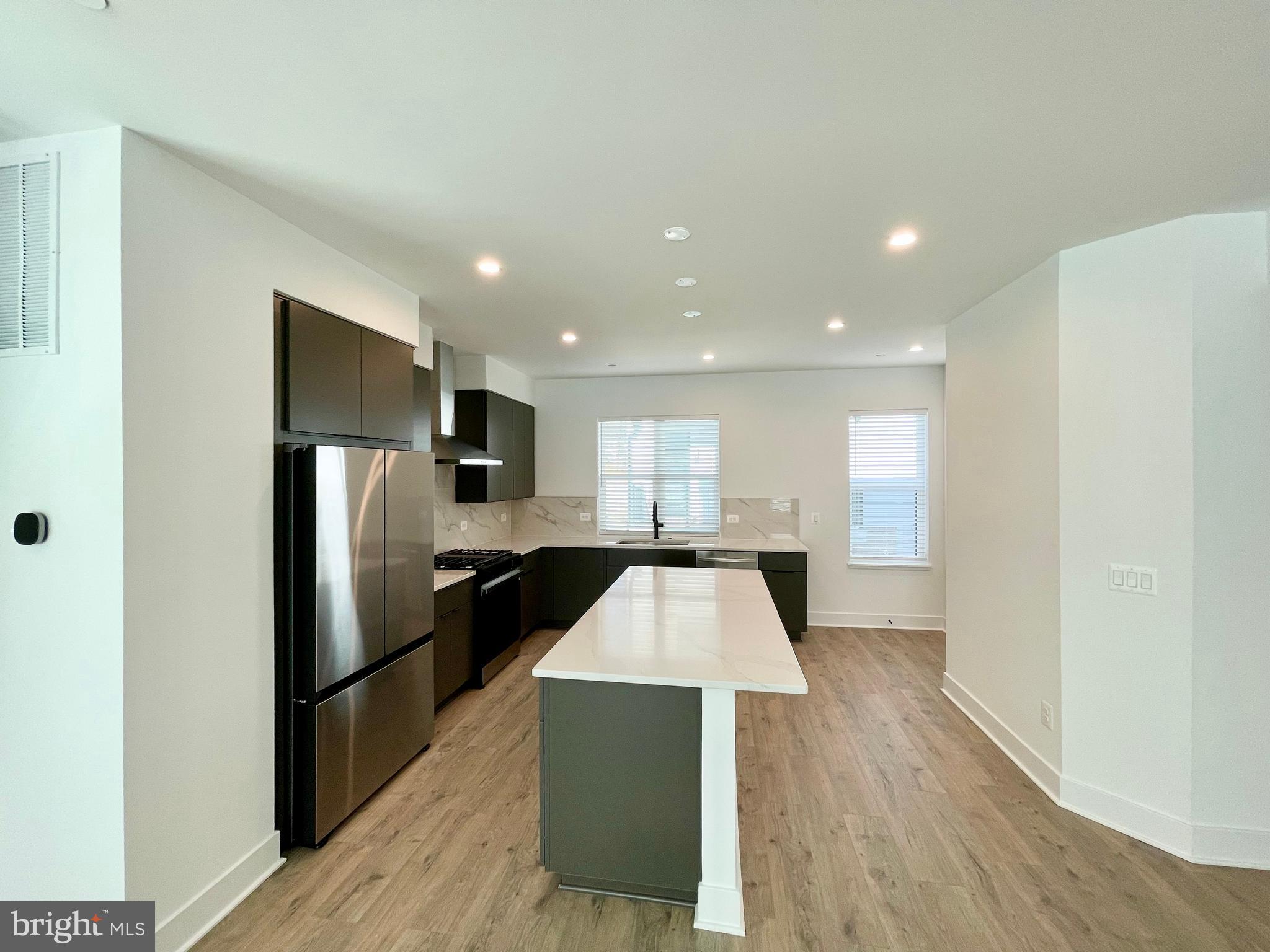 TYSONS RIDGE - Residential Lease