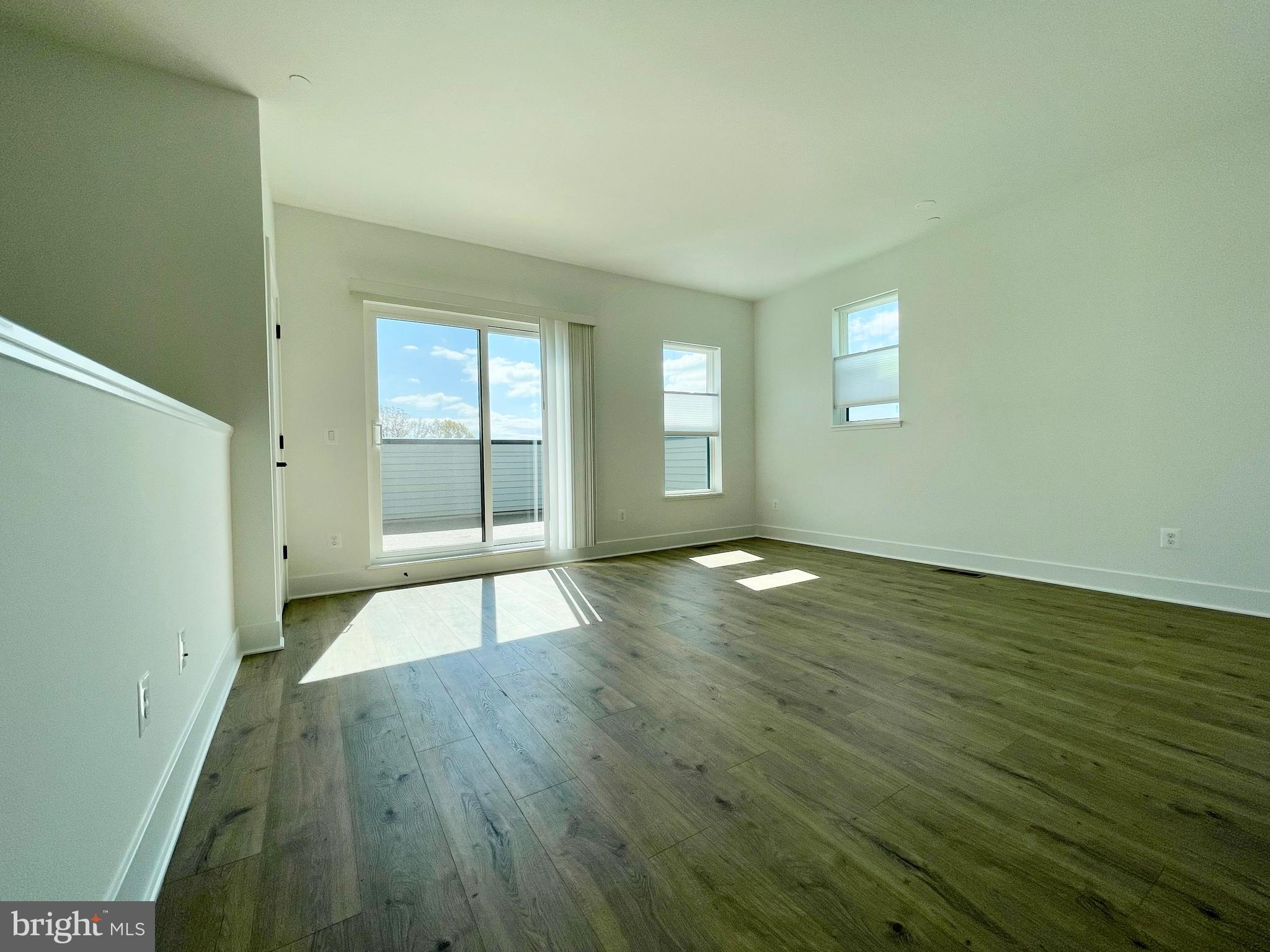 TYSONS RIDGE - Residential Lease