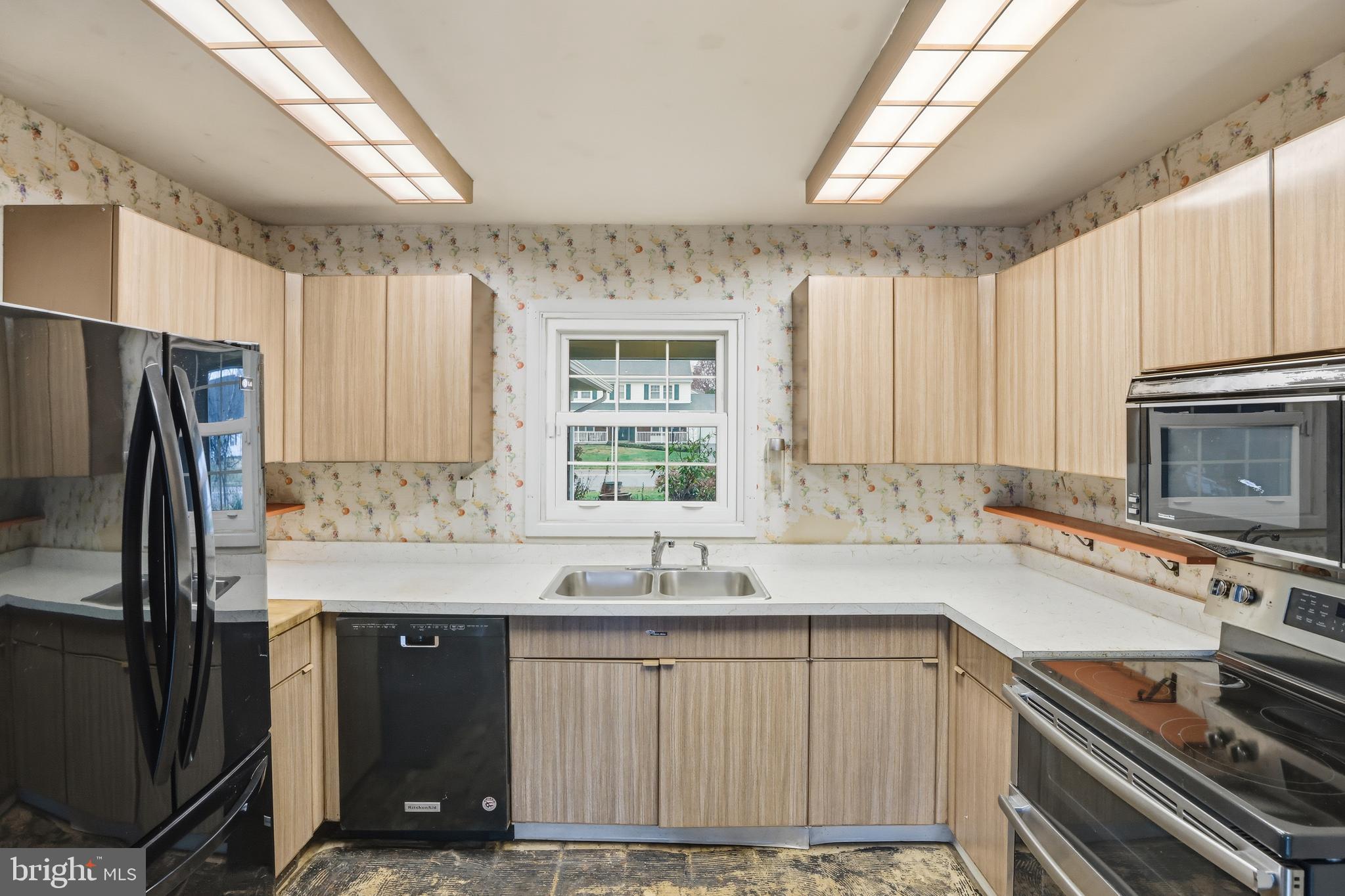 KENILWORTH - Residential