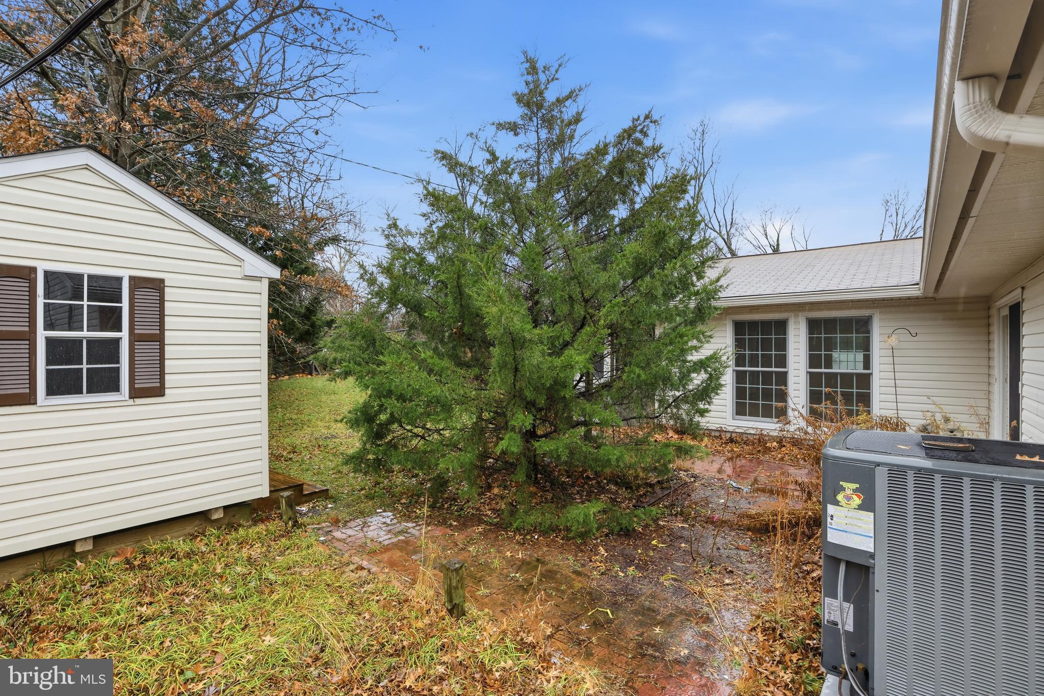 KENILWORTH - Residential