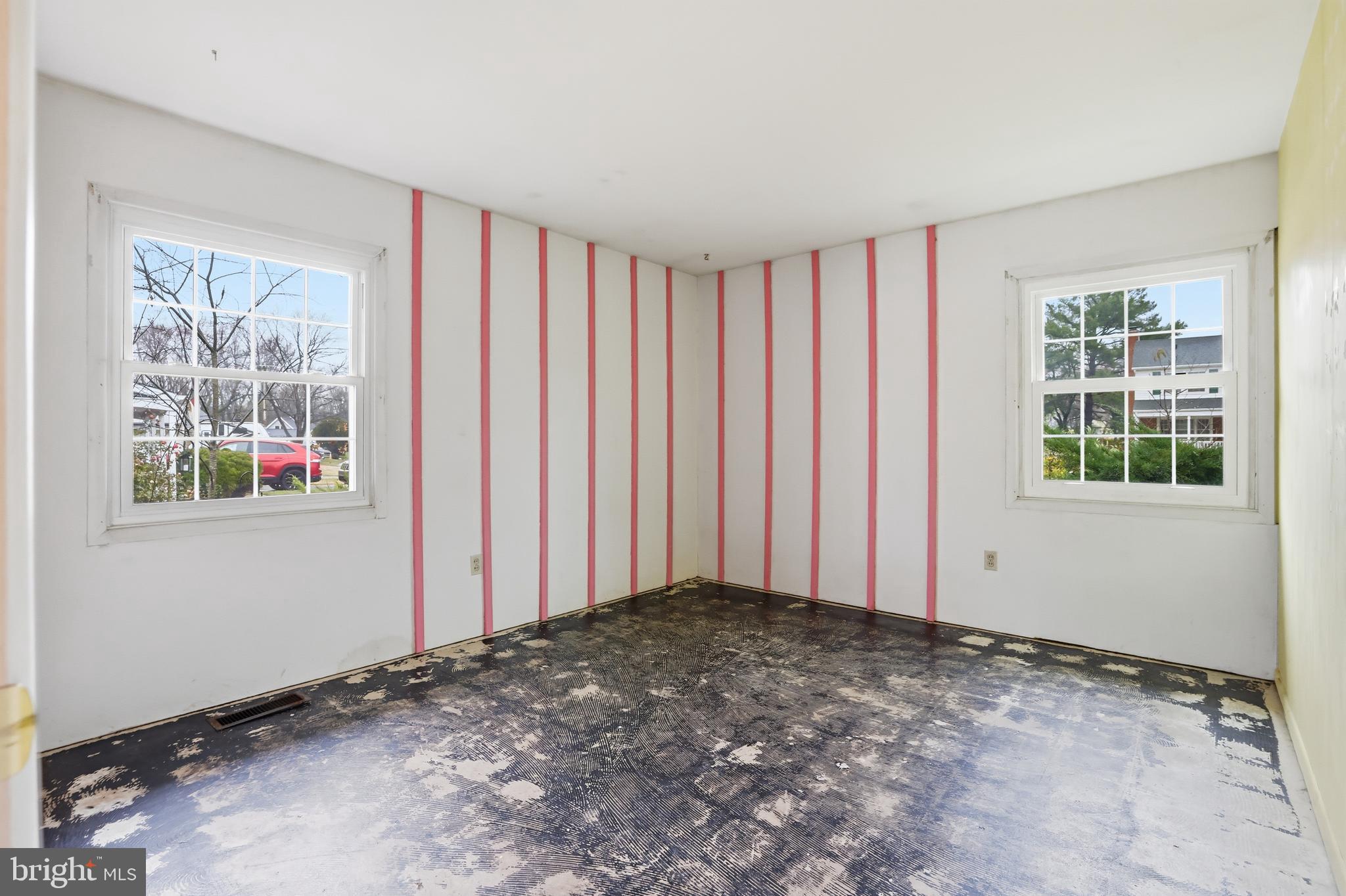 KENILWORTH - Residential