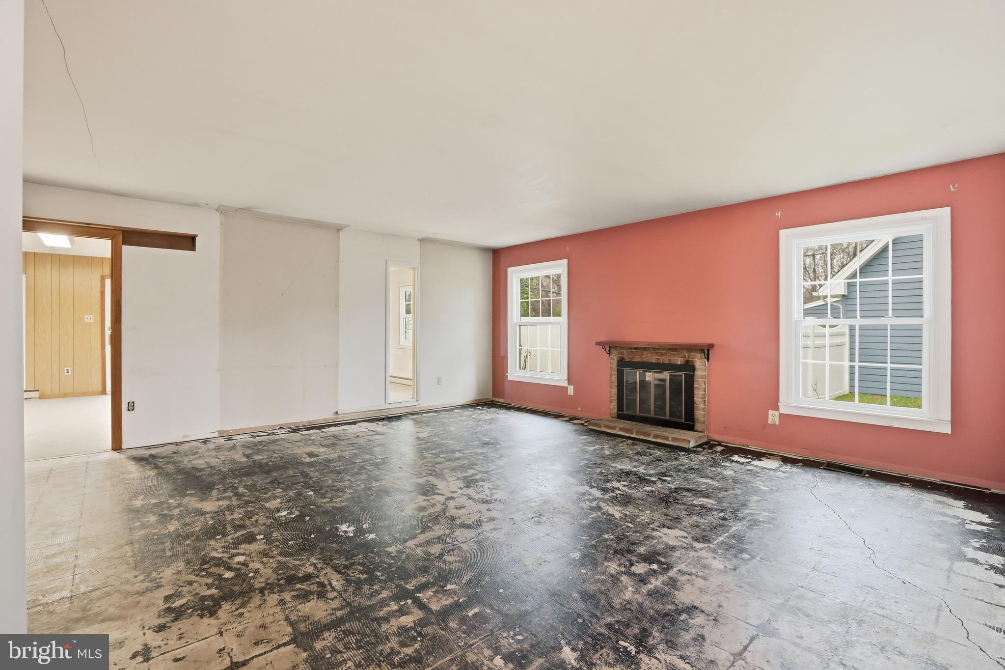 KENILWORTH - Residential