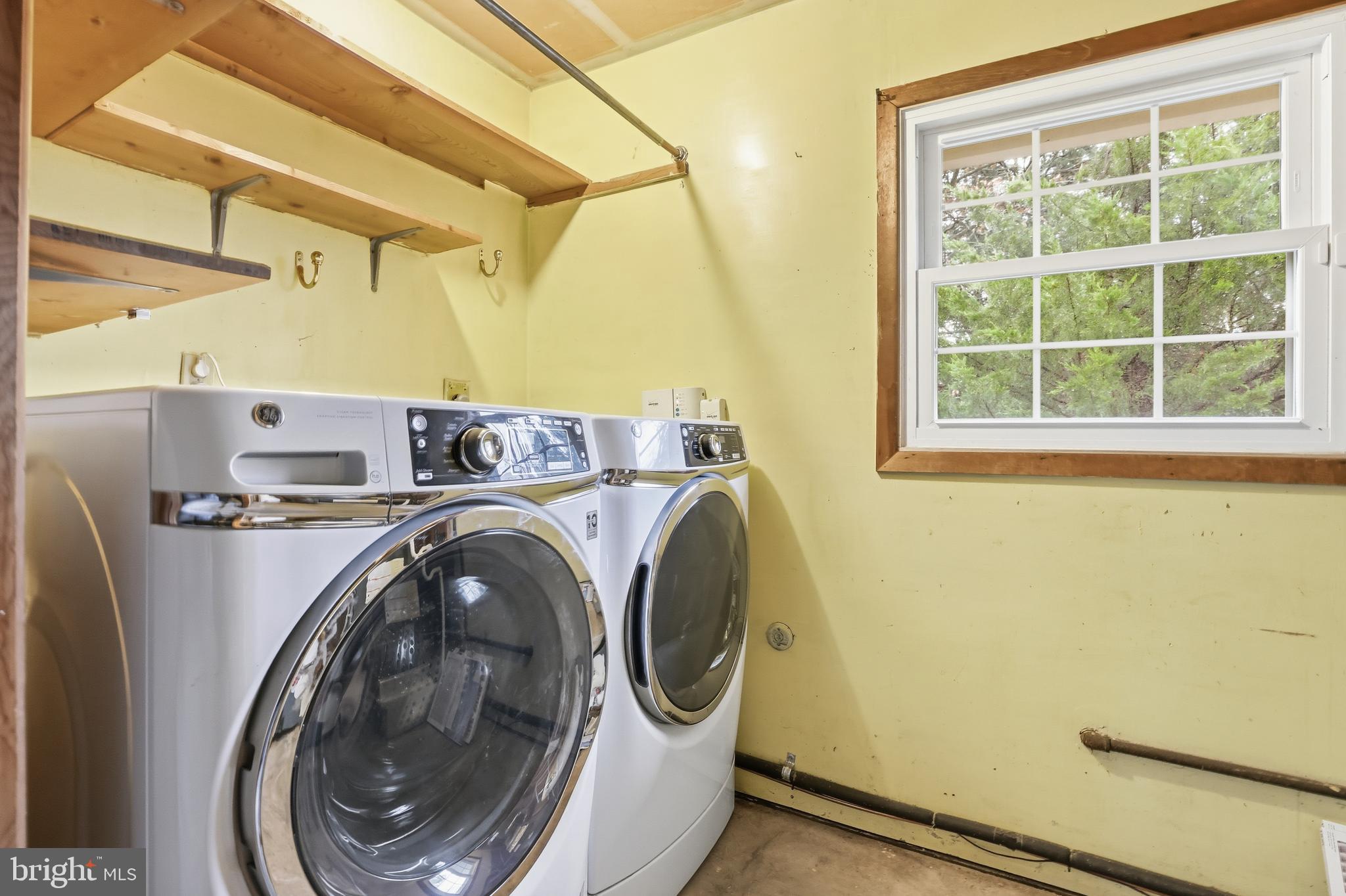 KENILWORTH - Residential