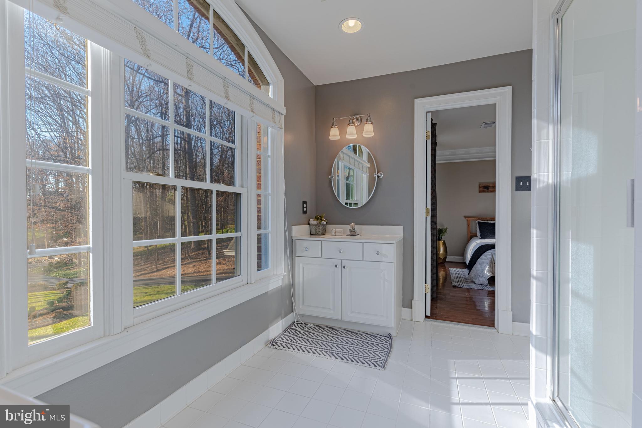 SENECA KNOLL - Residential