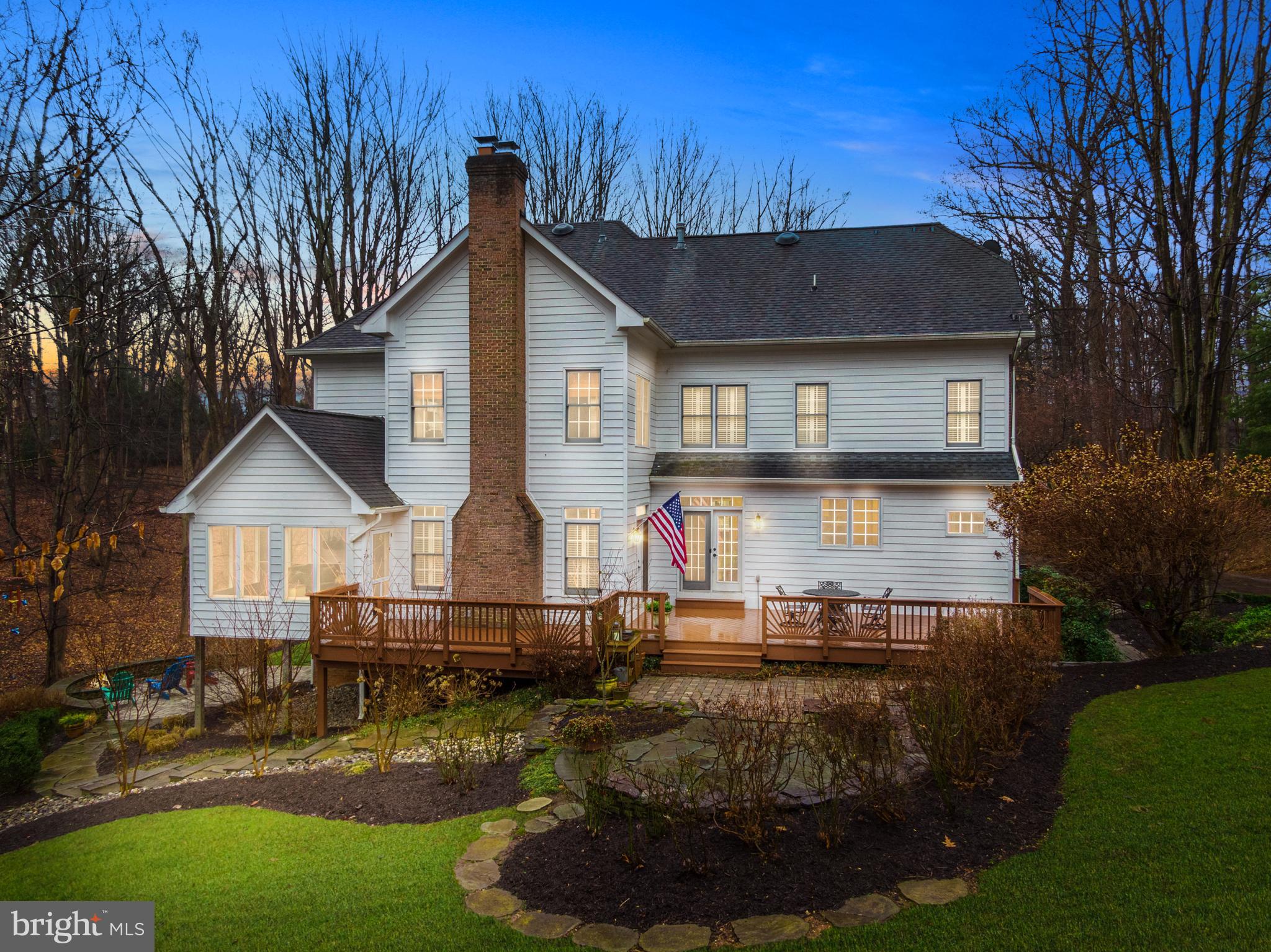 SENECA KNOLL - Residential