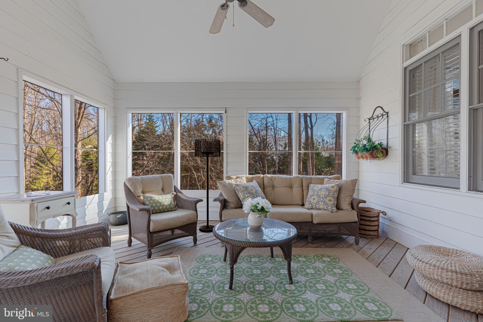 SENECA KNOLL - Residential