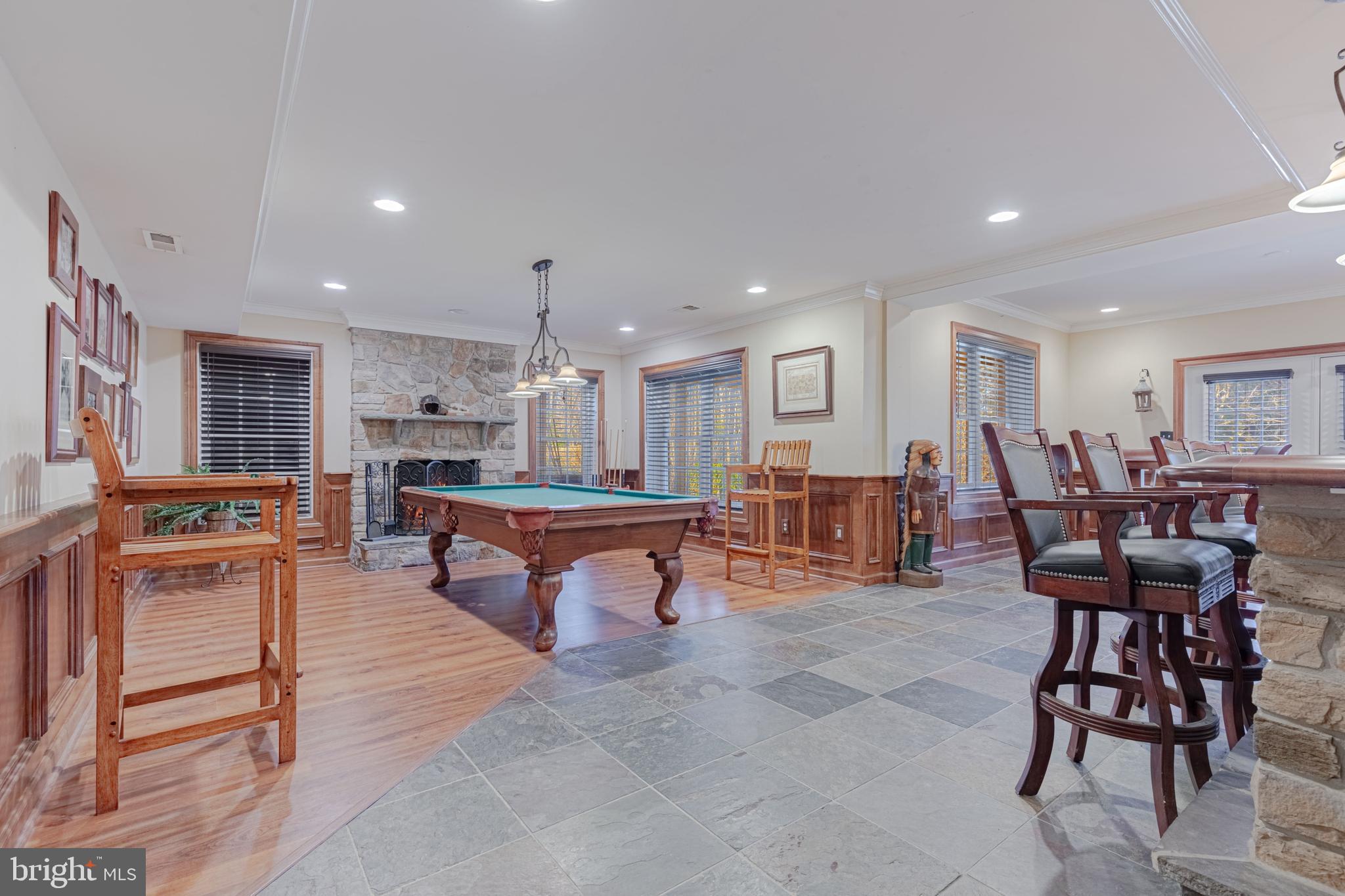 SENECA KNOLL - Residential