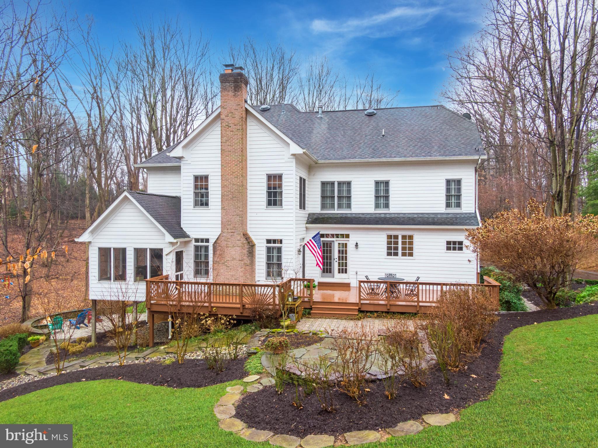 SENECA KNOLL - Residential