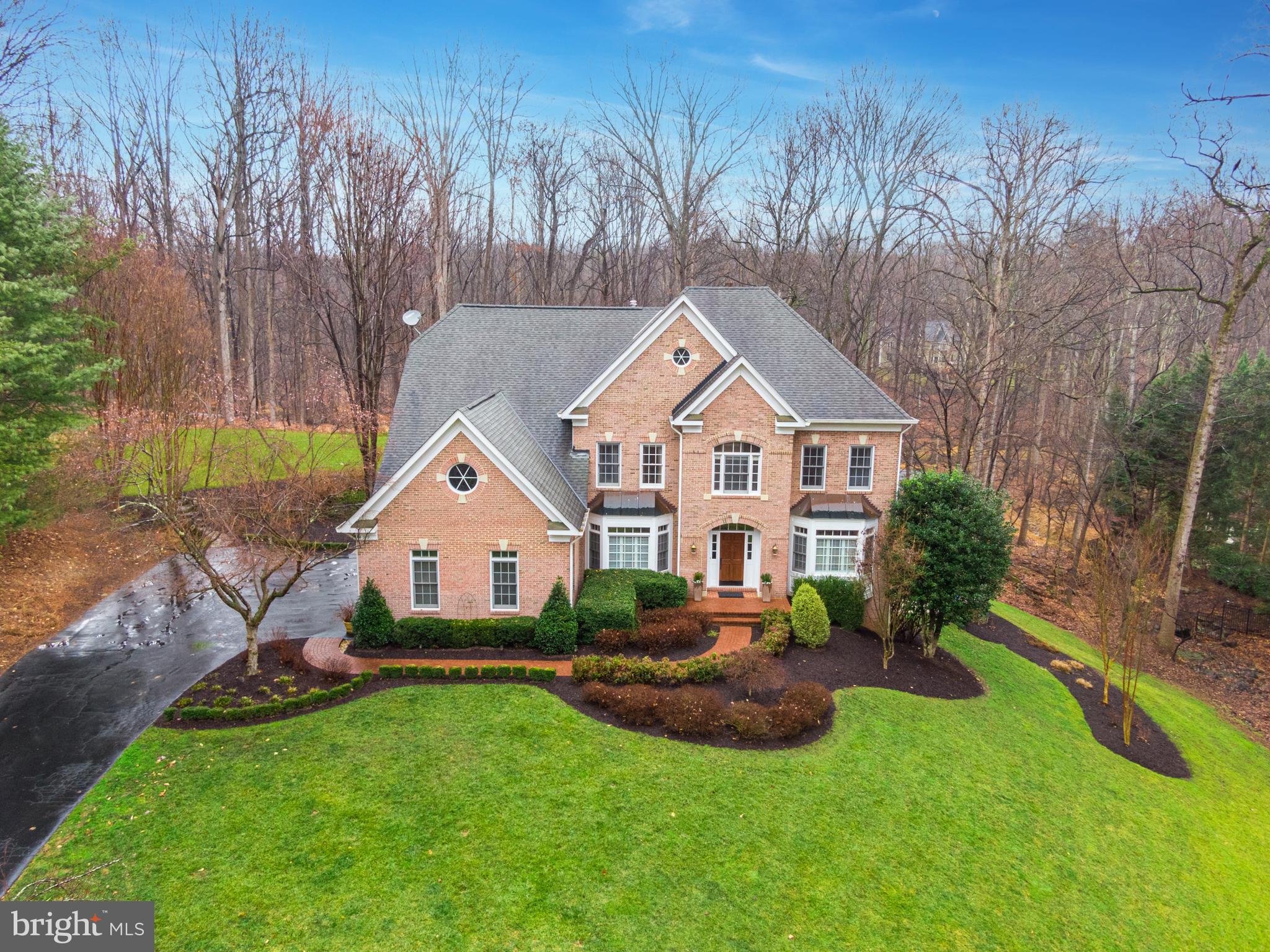 SENECA KNOLL - Residential