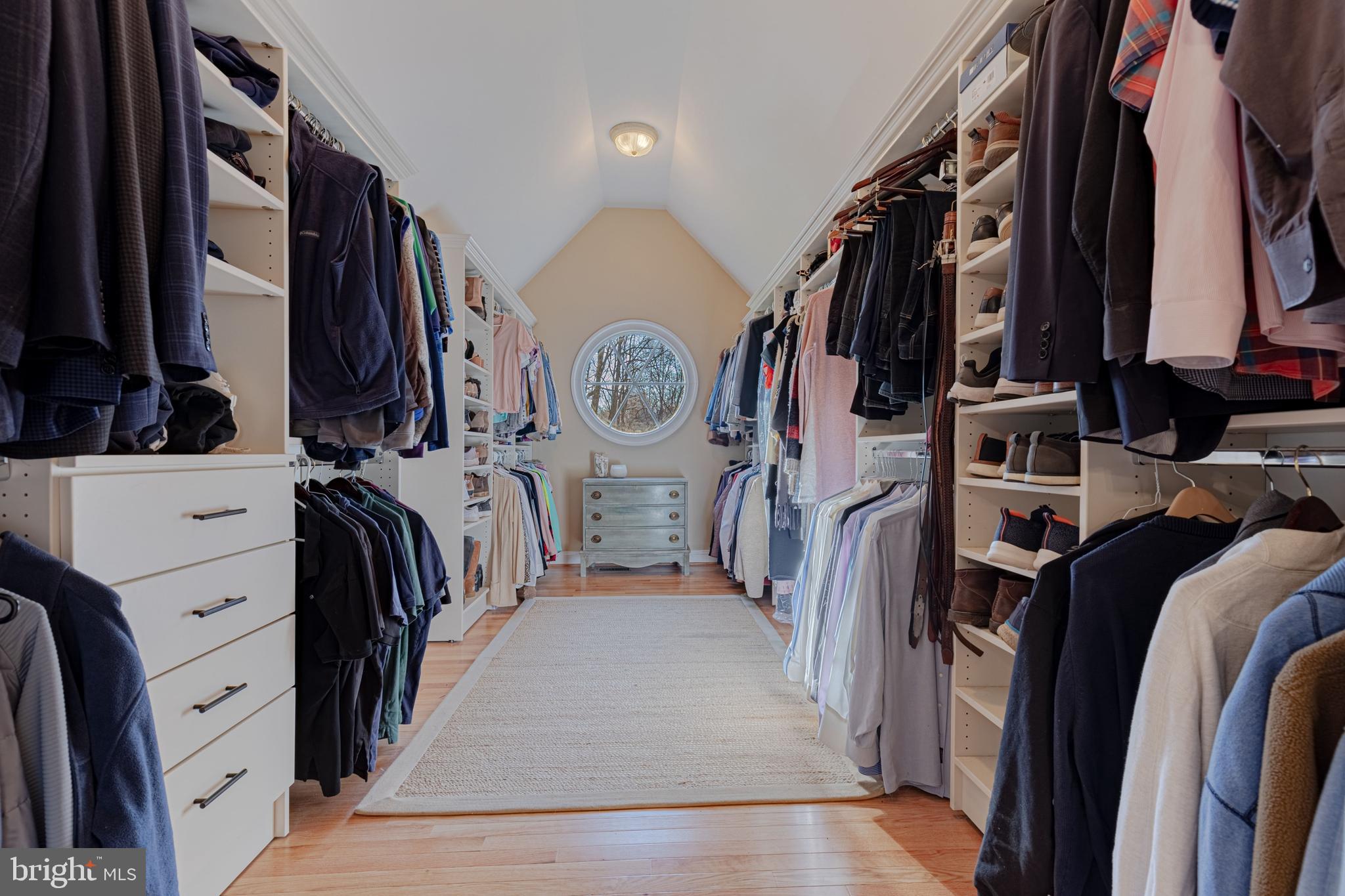 SENECA KNOLL - Residential