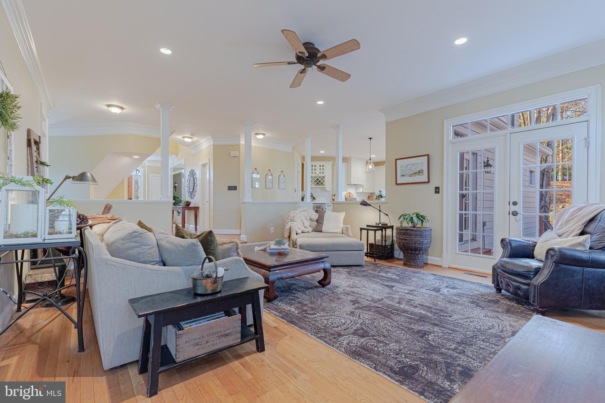 SENECA KNOLL - Residential