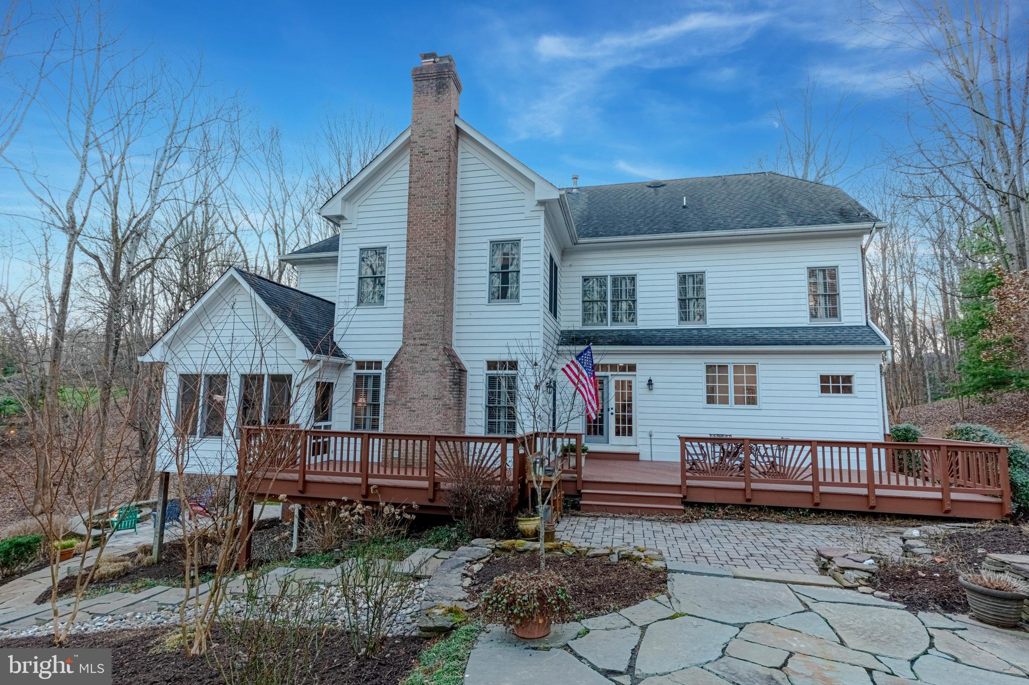 SENECA KNOLL - Residential