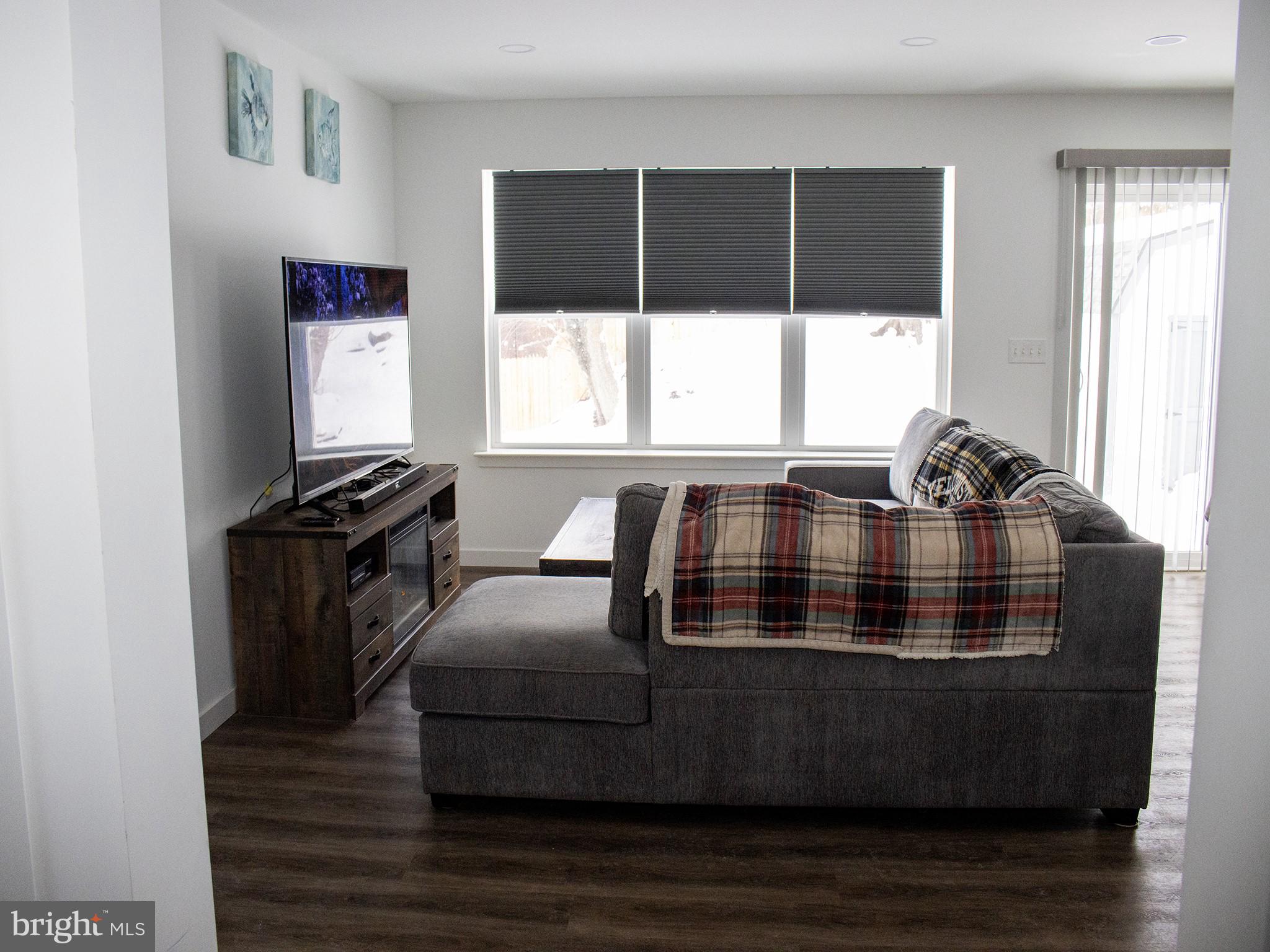 814 N 16TH STREET