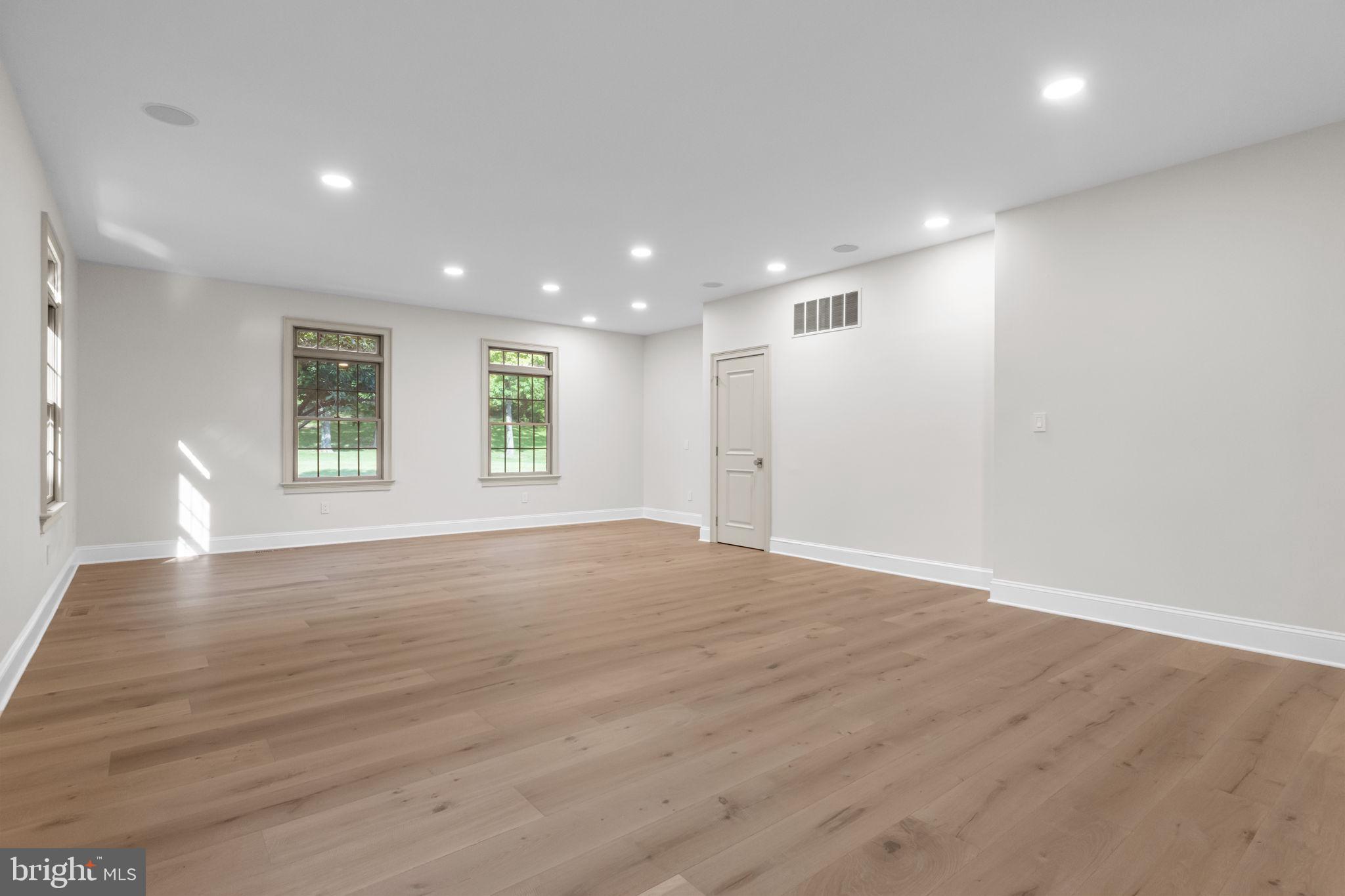 000 - Residential