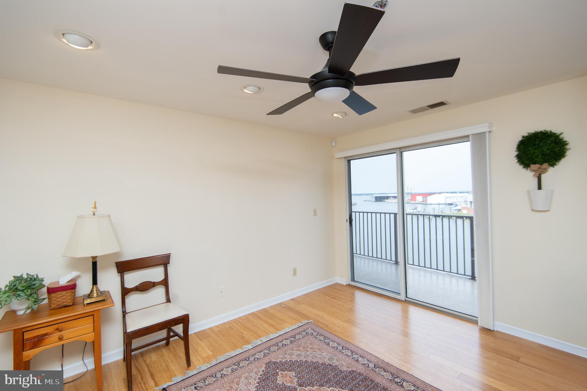 HARBOR HAVEN - Residential