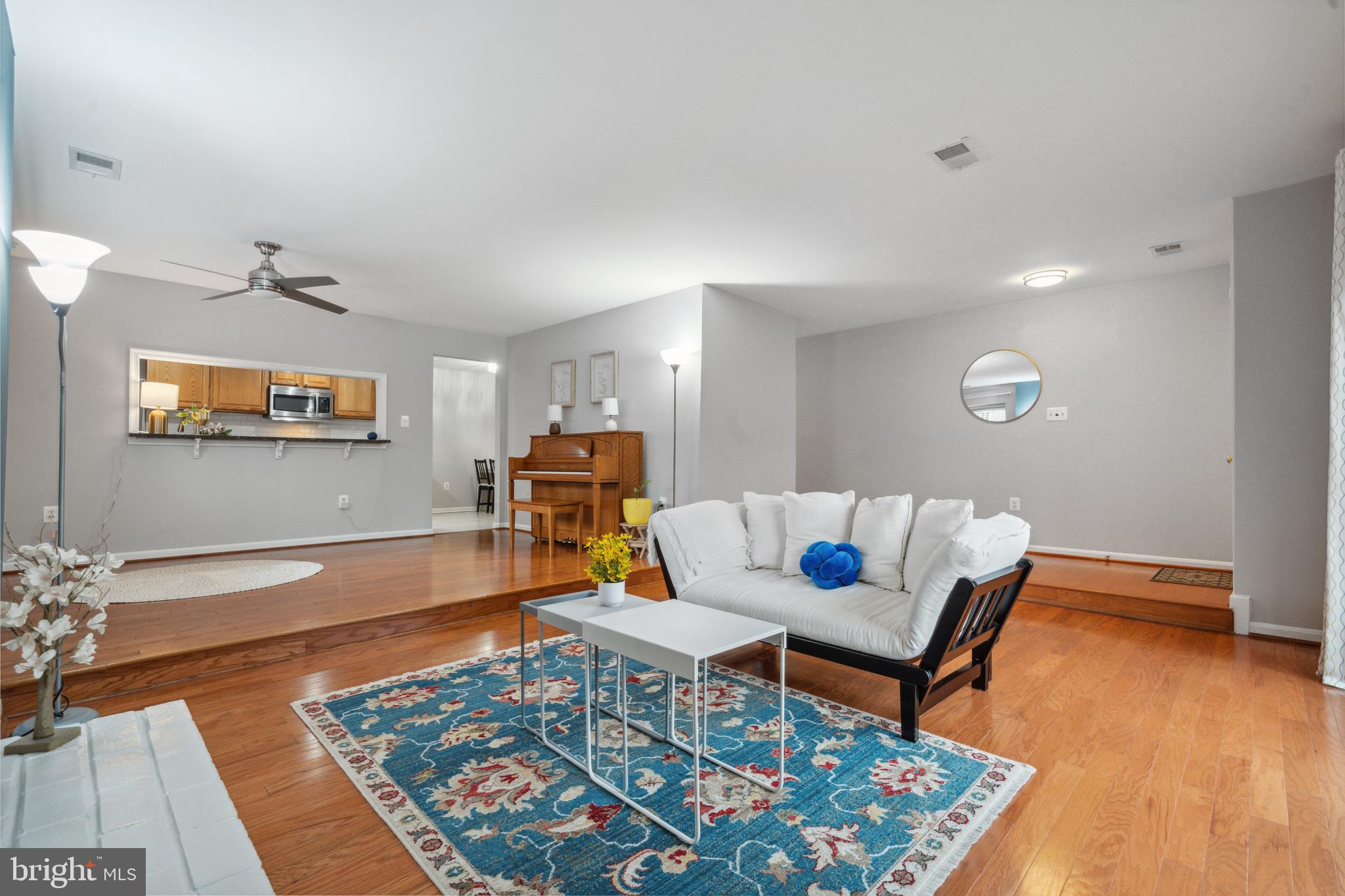 FAIRFAX PLAZA TOWNHOUSES - Residential