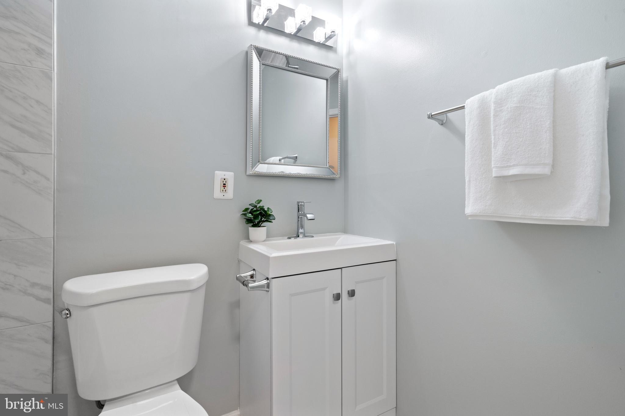 FAIRFAX PLAZA TOWNHOUSES - Residential