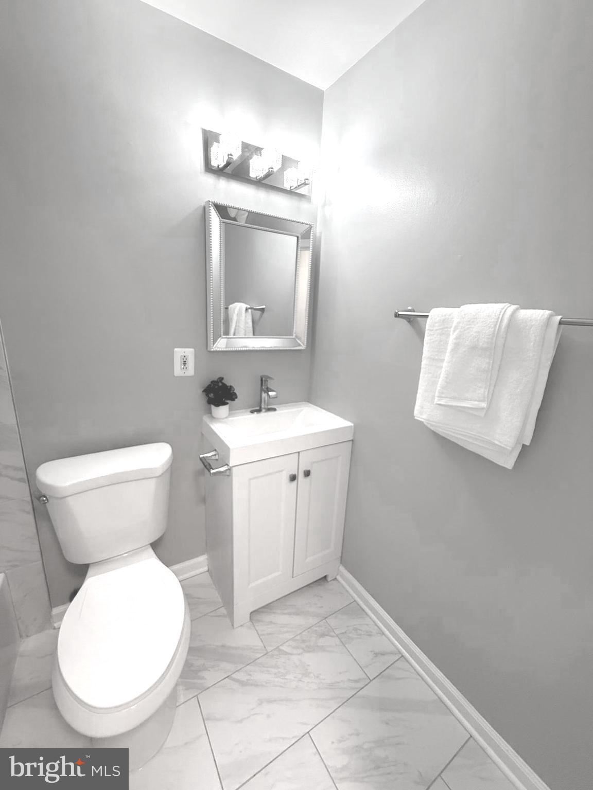 FAIRFAX PLAZA TOWNHOUSES - Residential