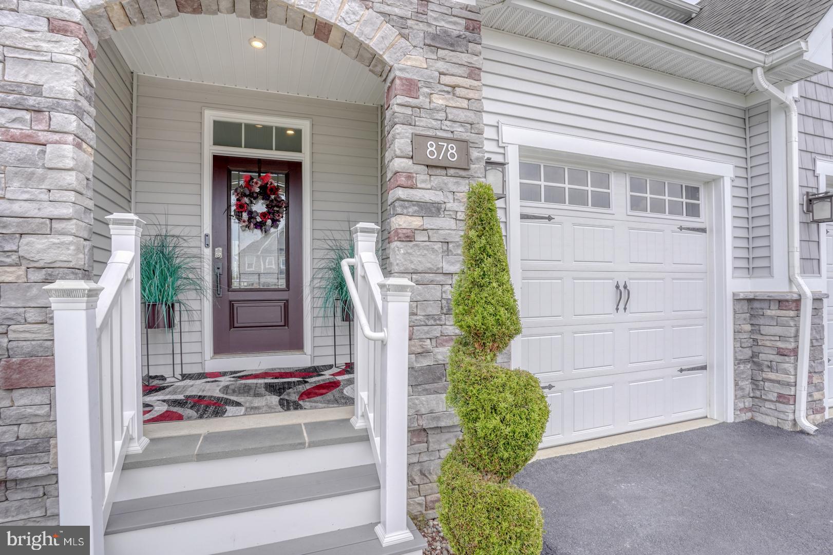 878 SWEET BIRCH DRIVE