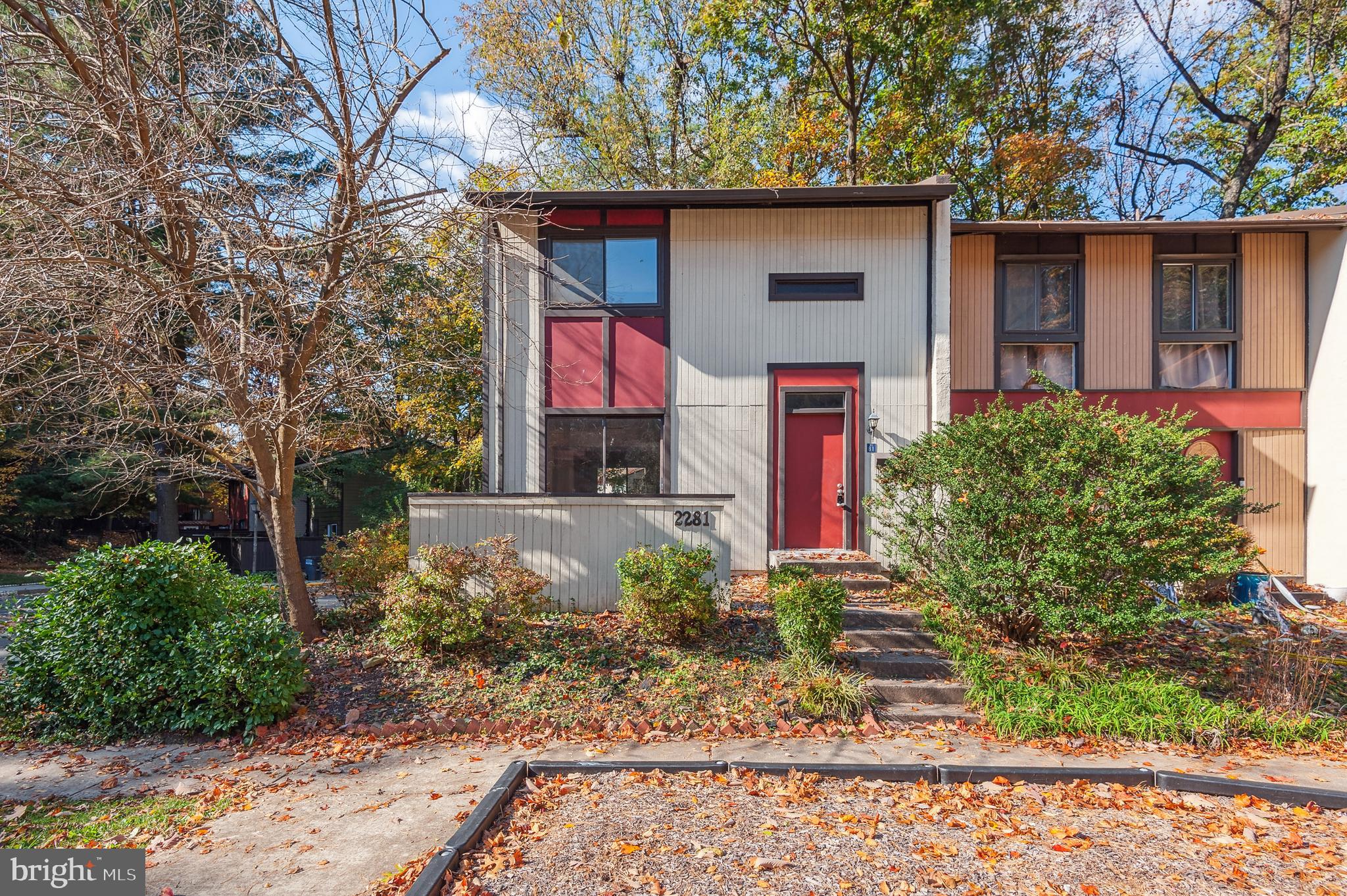 RESTON - Residential Lease