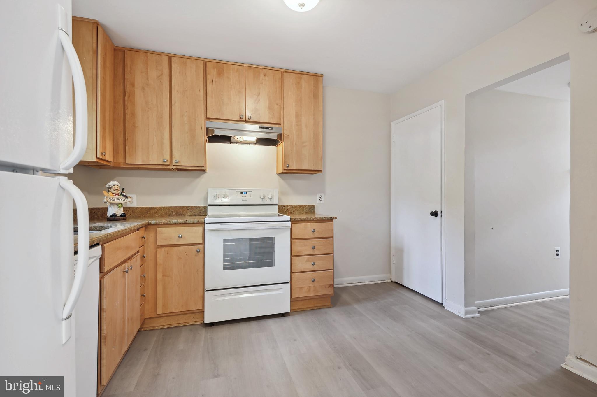 RESTON - Residential Lease