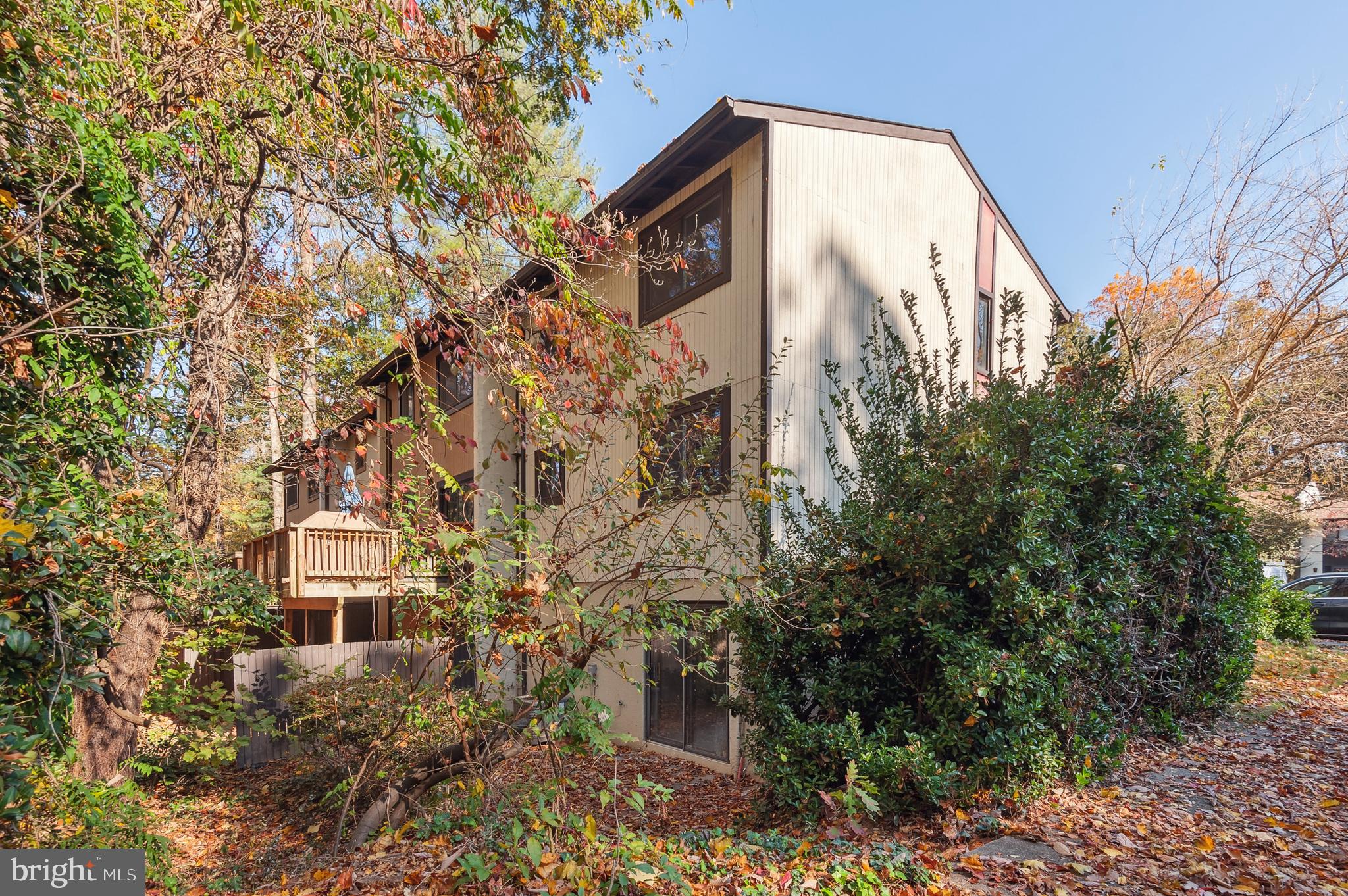 RESTON - Residential Lease