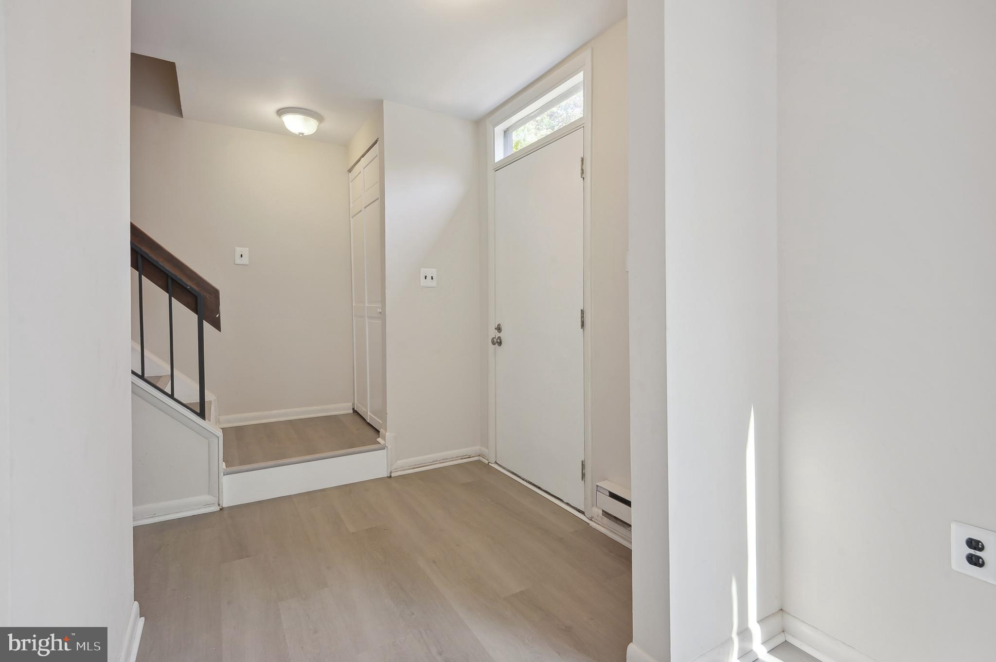 RESTON - Residential Lease