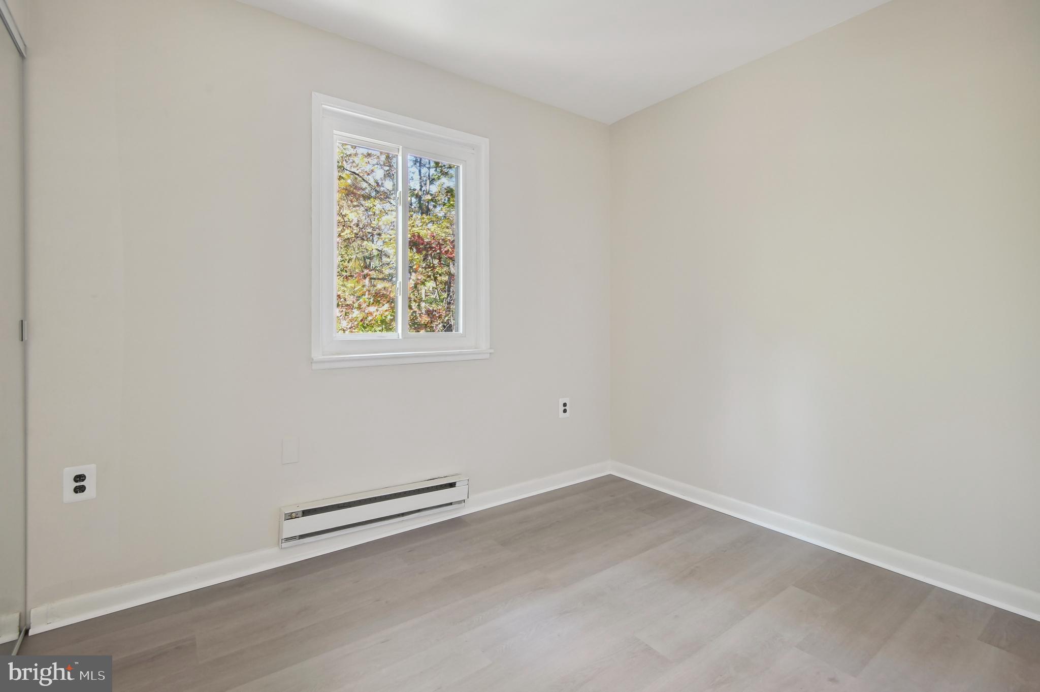 RESTON - Residential Lease