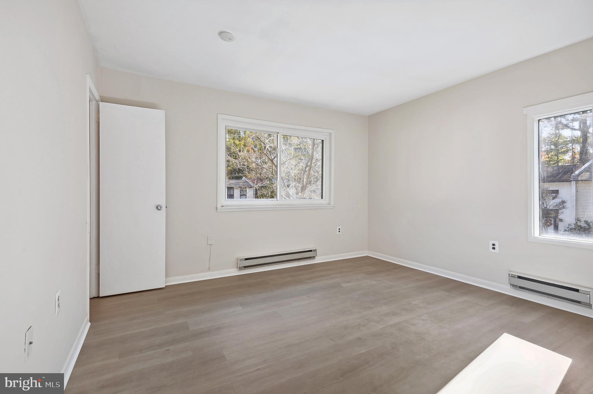 RESTON - Residential Lease