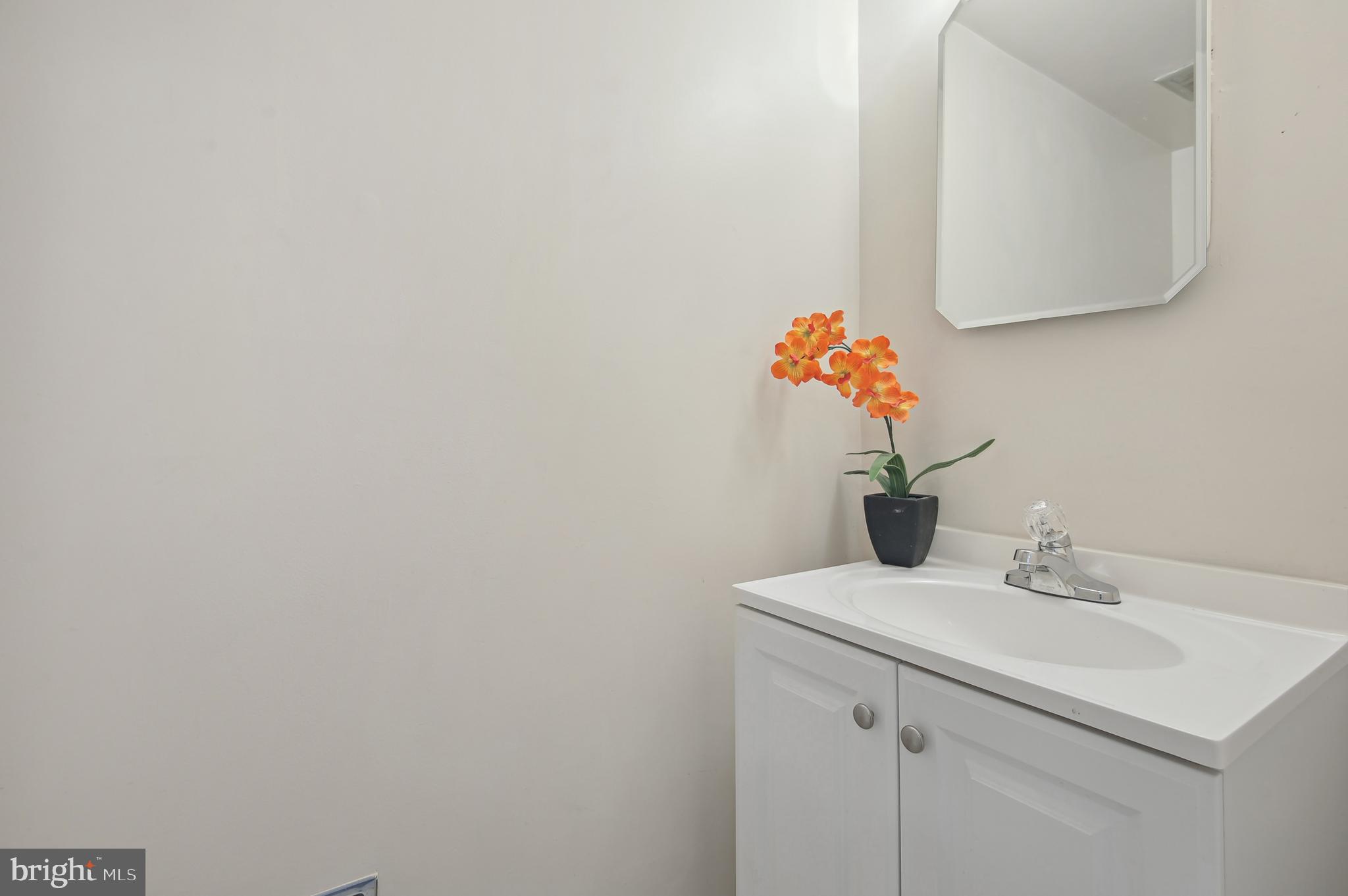 RESTON - Residential Lease